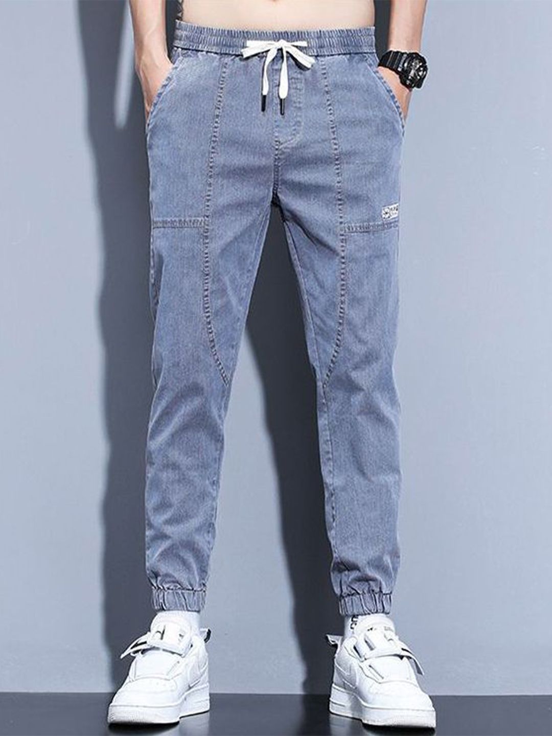 StyleCast x Revolte Men Jogger Fit Mid-Rise Jeans