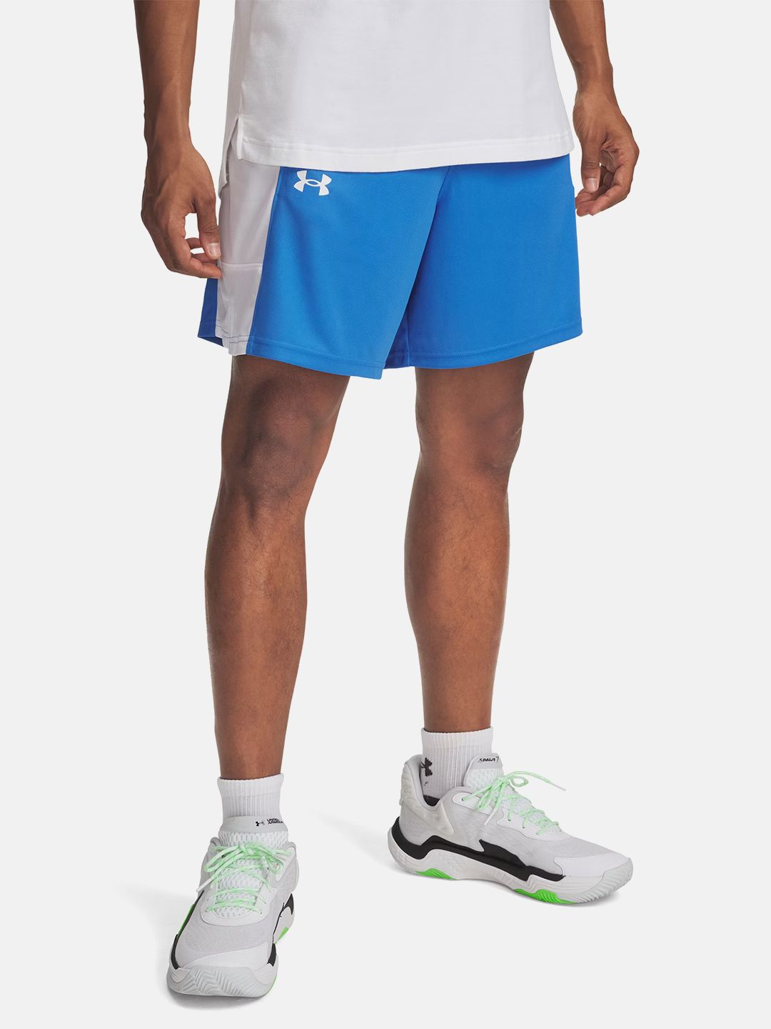 UNDER ARMOUR Brand Logo Detail Striped Sports Shorts