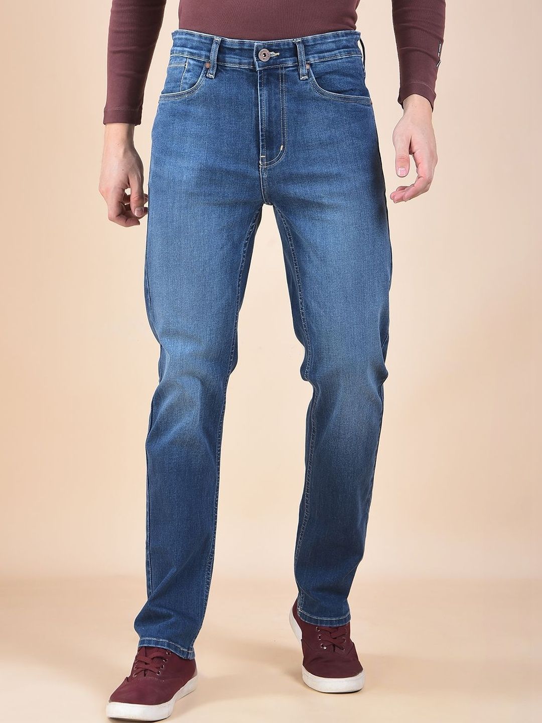 Numero Uno Men Slim Fit Mid-Rise Light Fade Stretchable Jeans