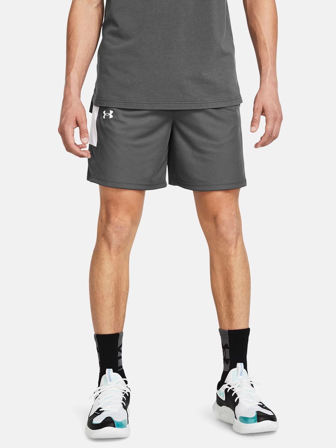 UNDER ARMOUR Brand Logo Detail Striped Sports Shorts