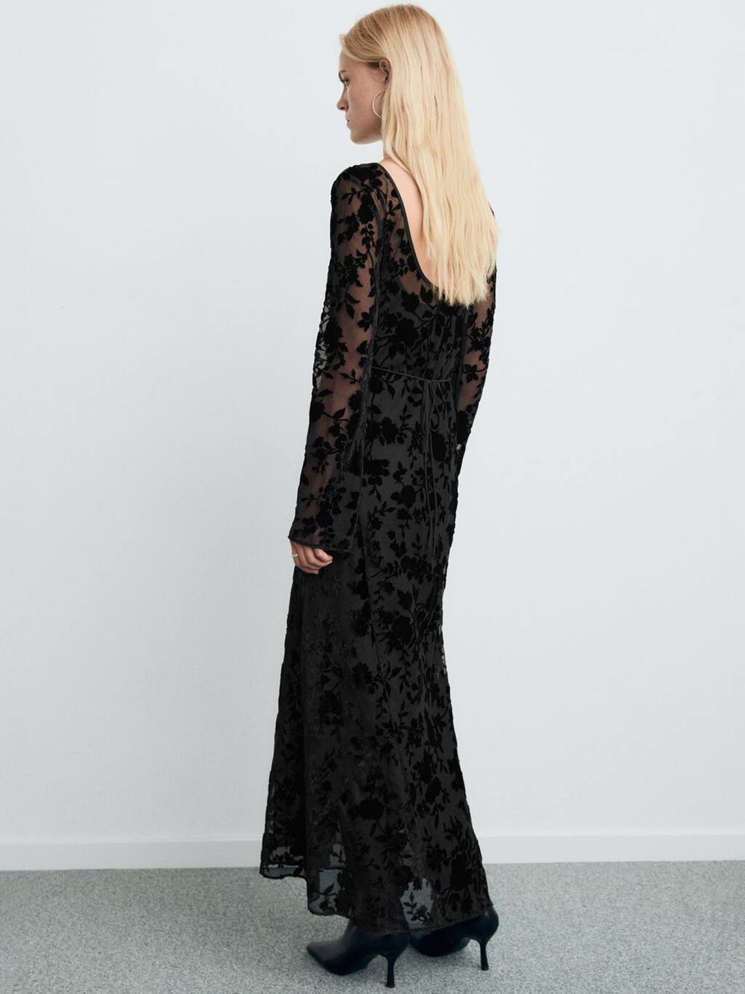 Floral Bell Sleeve Jacquard Maxi Dress