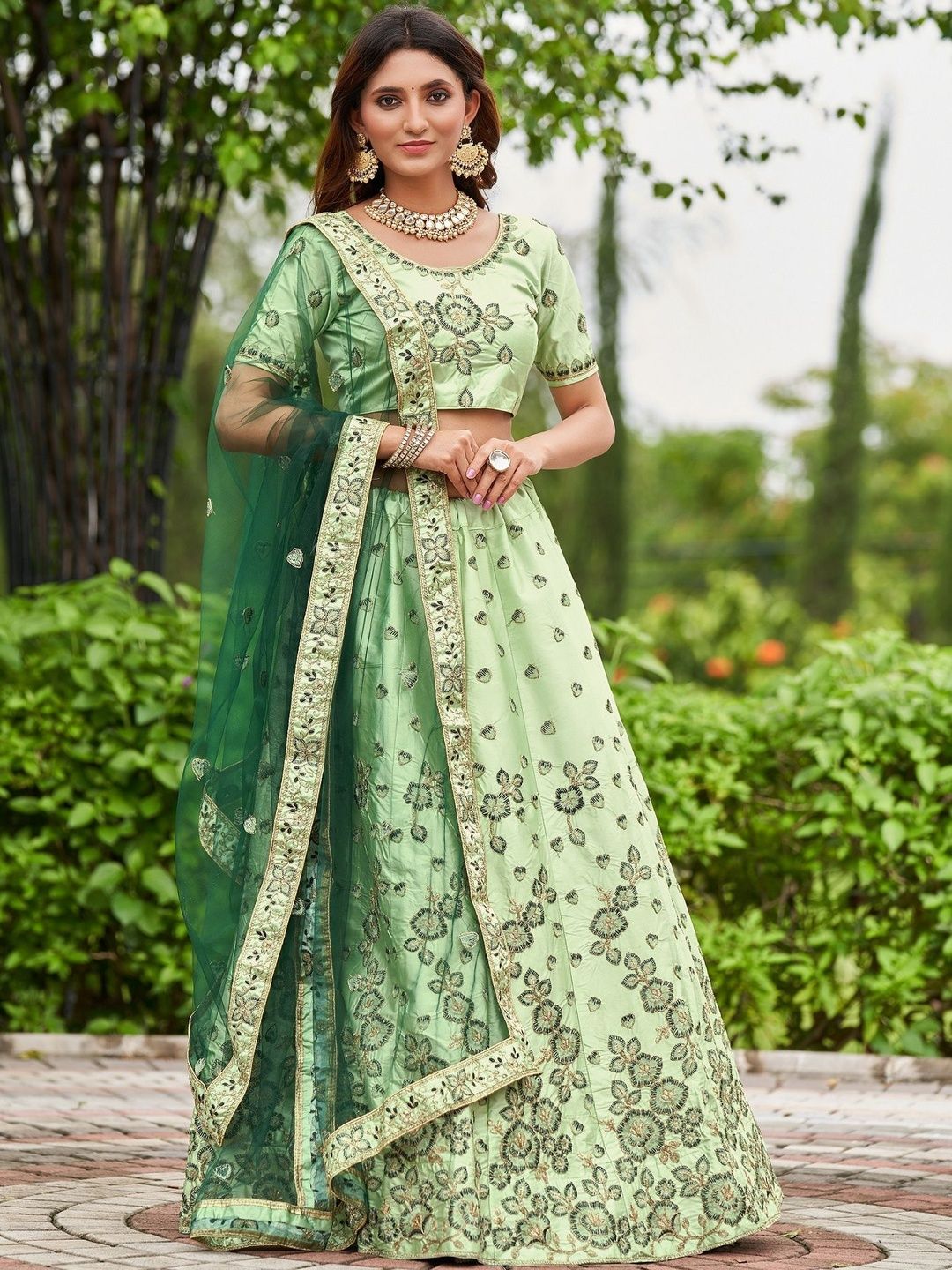 Warthy Ent Women Embroidered Semi-Stitched Lehenga & Unstitched Blouse With Dupatta