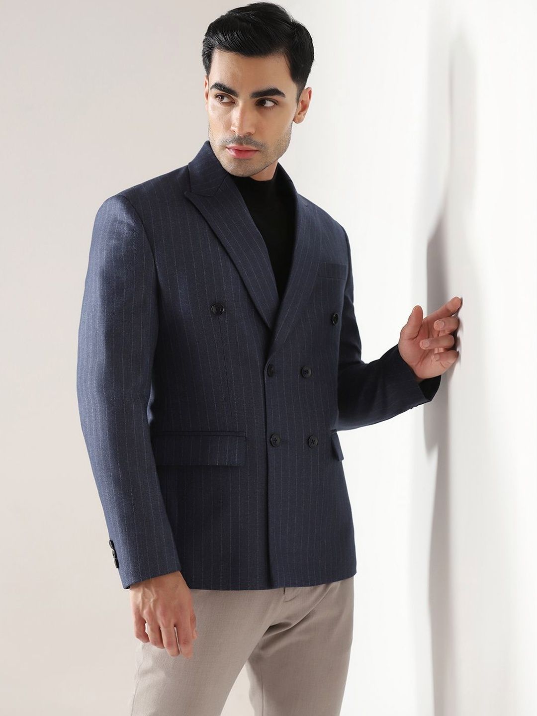 TAHVO Men Striped Regular Fit Double Breasted Blazer