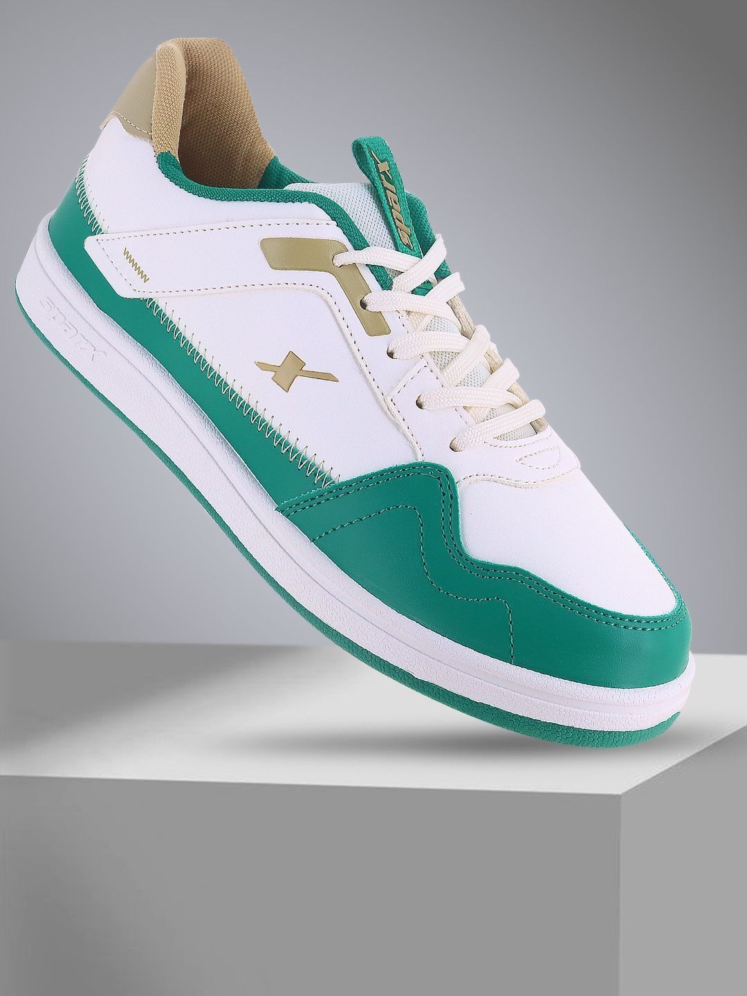 Sparx Men Colourblocked Sneakers