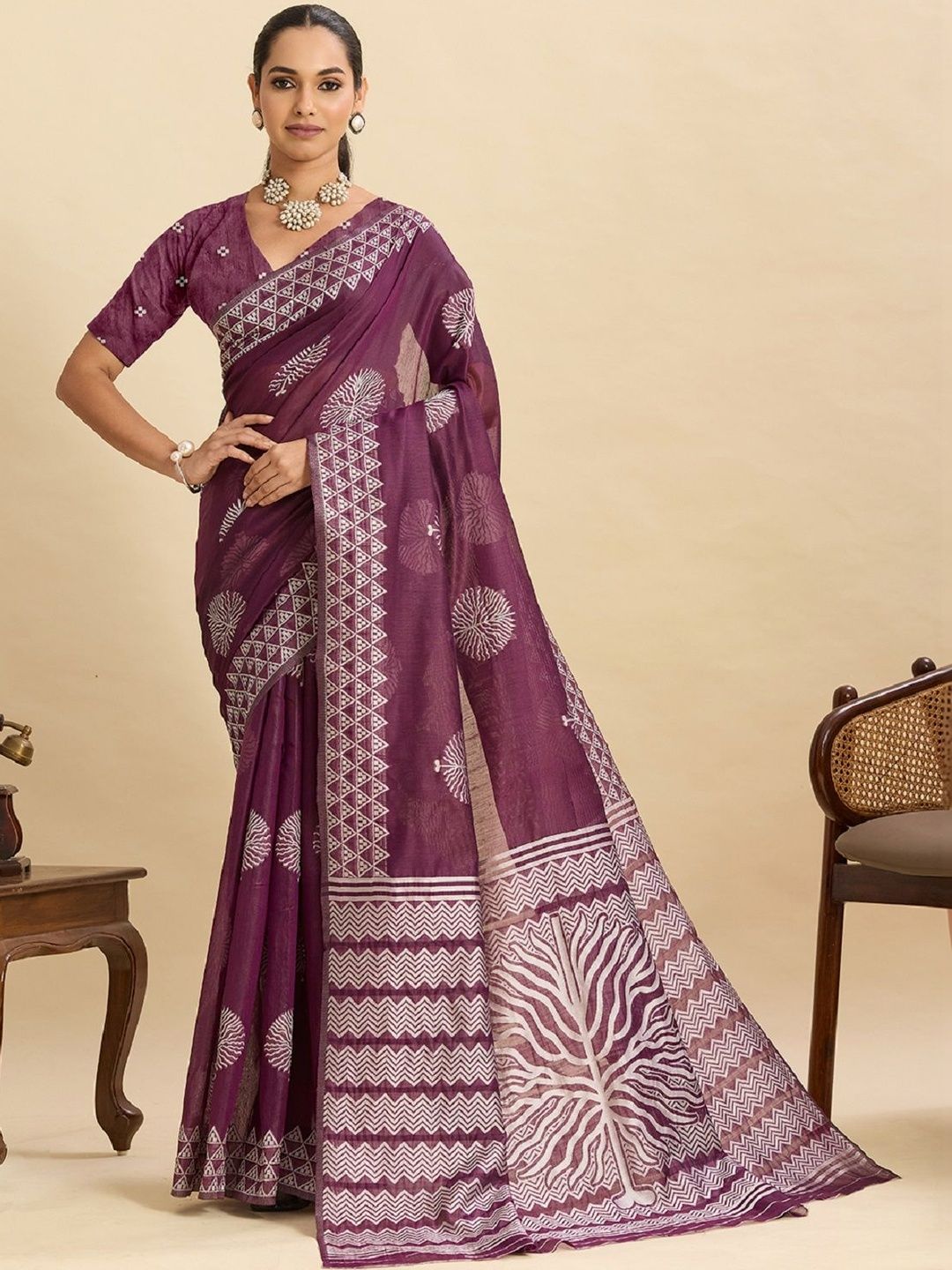 DWIJA FASHION Ethnic Motifs Silk Blend Handloom Saree