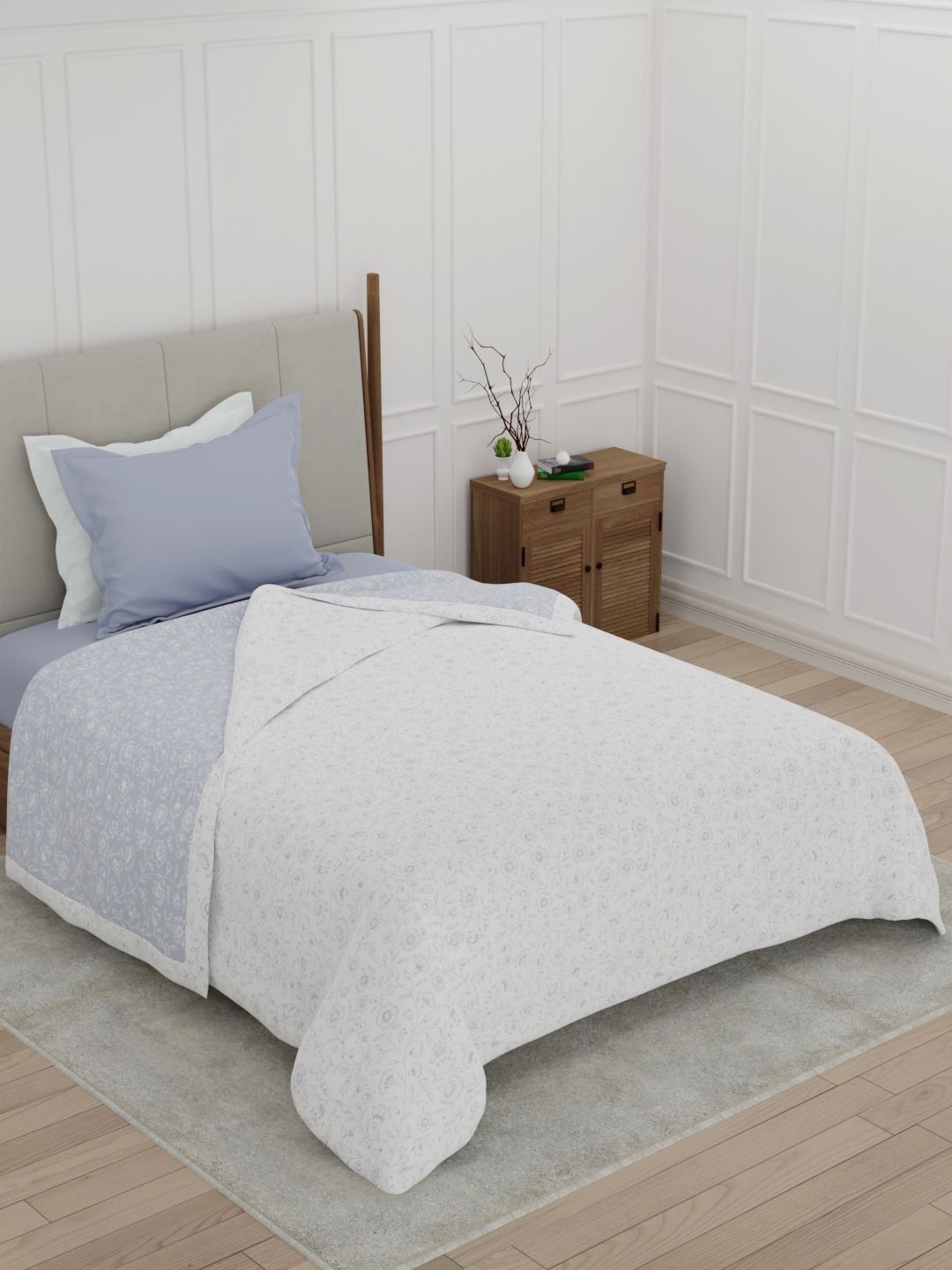 Raymond Home Blue & White Floral Mild Winter Dohar