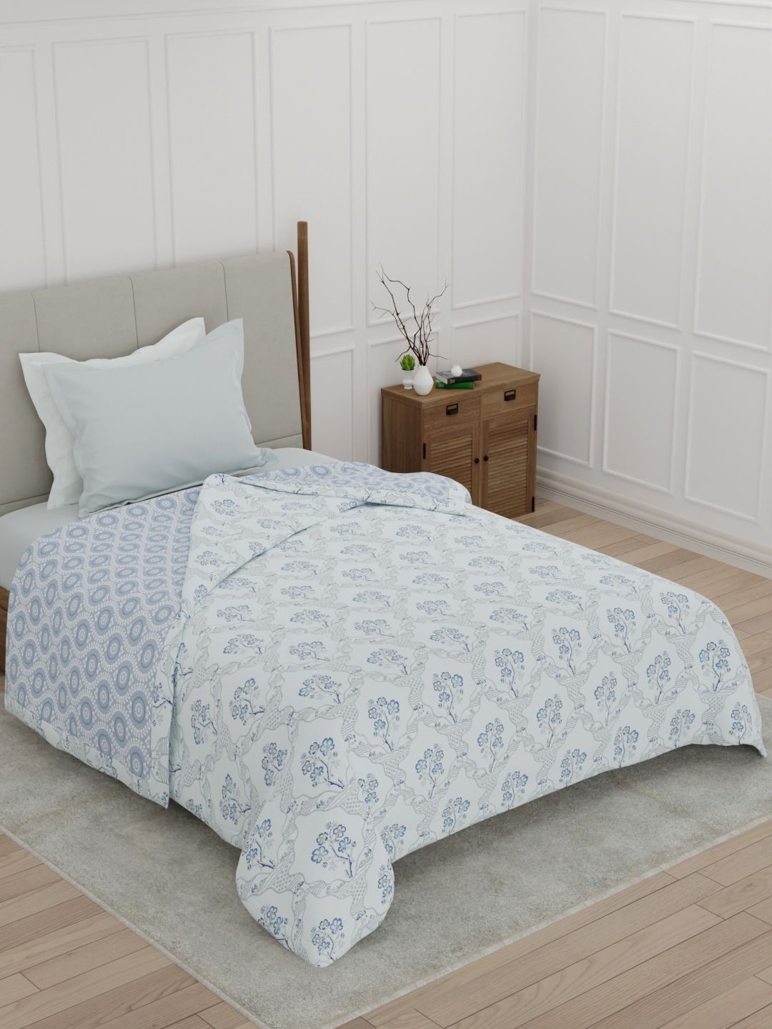 Raymond Home White & White Floral Mild Winter Dohar