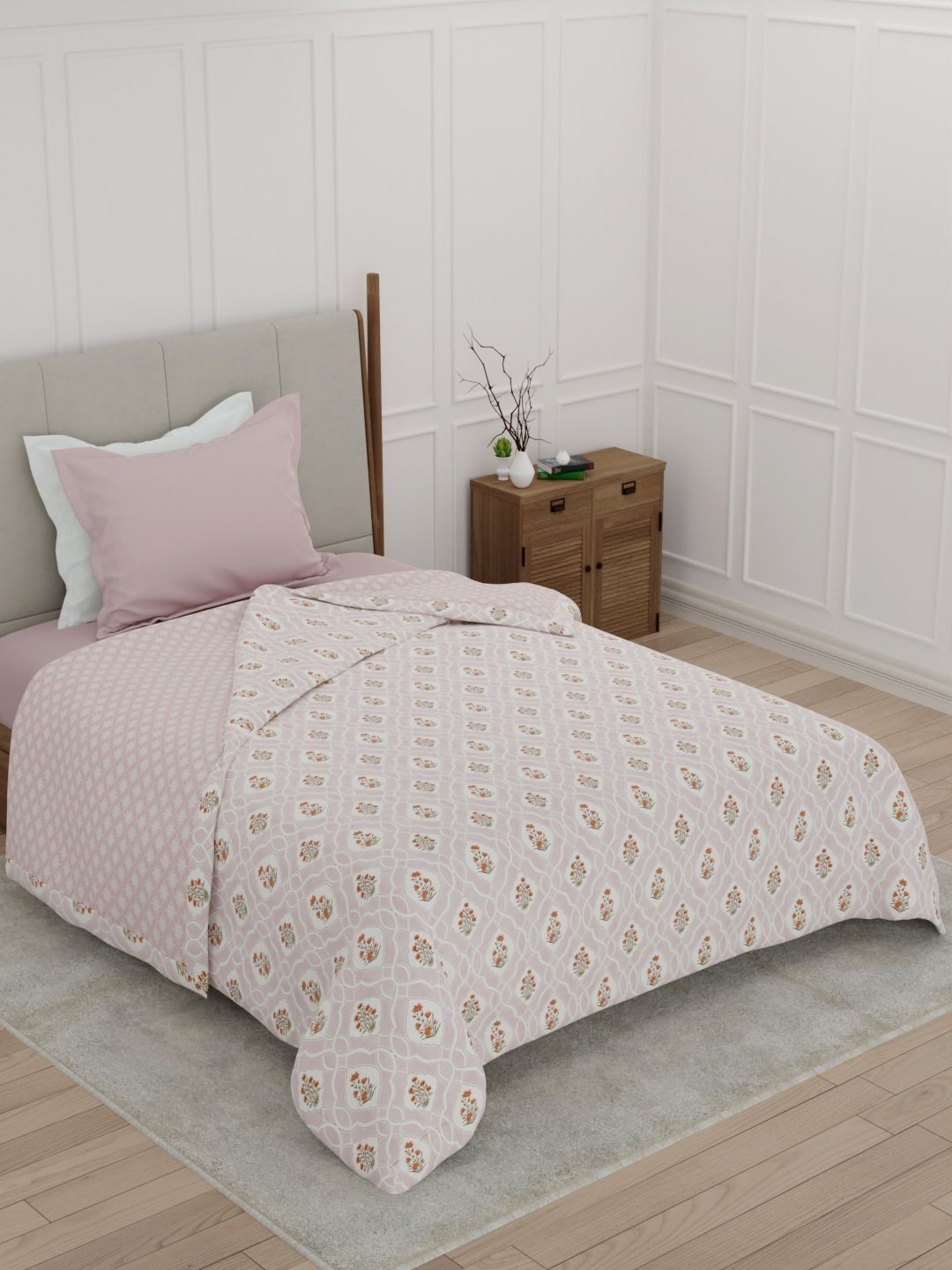 Raymond Home Raymond Home Pink & Pink Floral Mild Winter Dohar