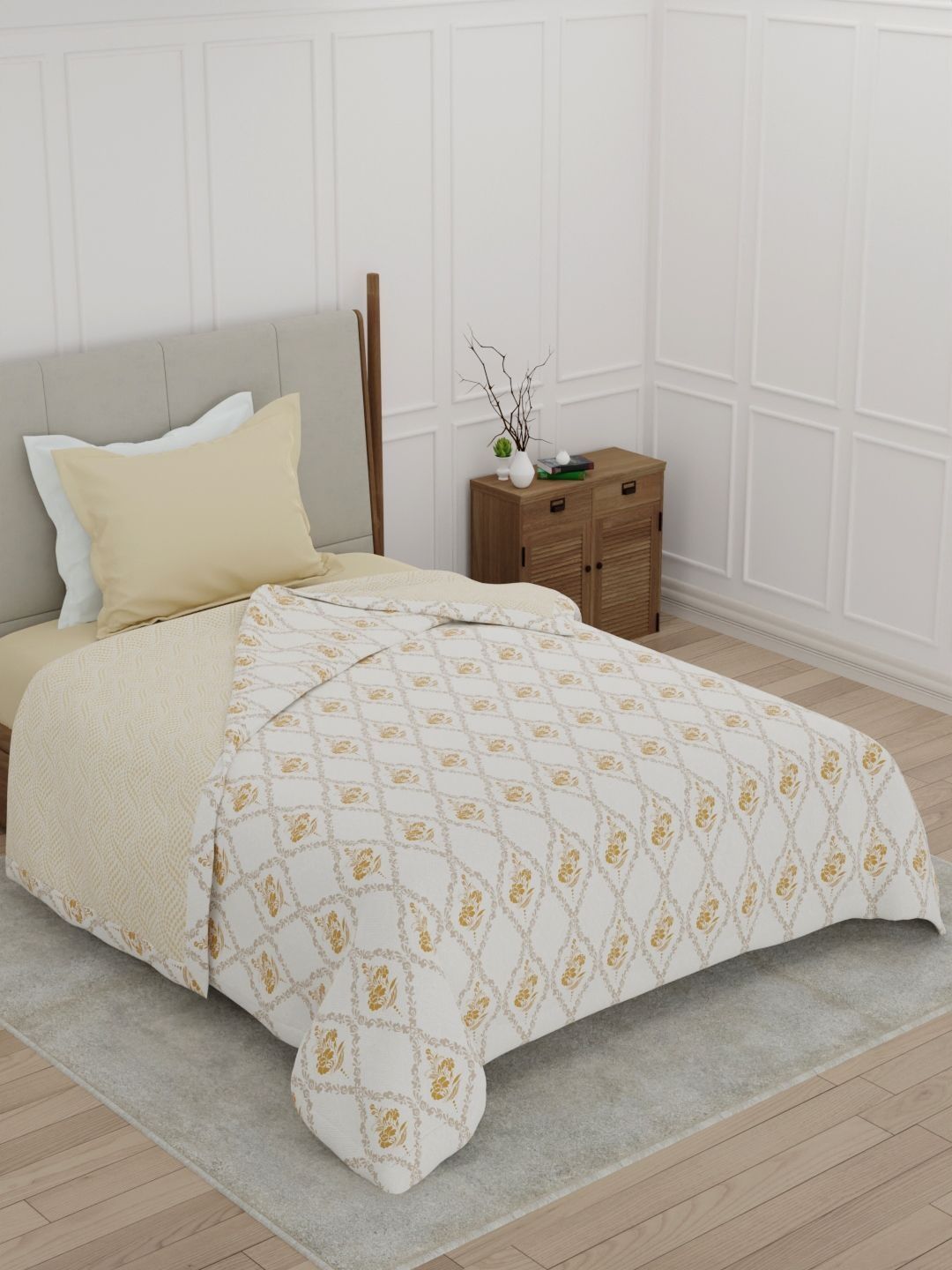 Raymond Home Raymond Home Cream-Coloured & White Floral Mild Winter Dohar