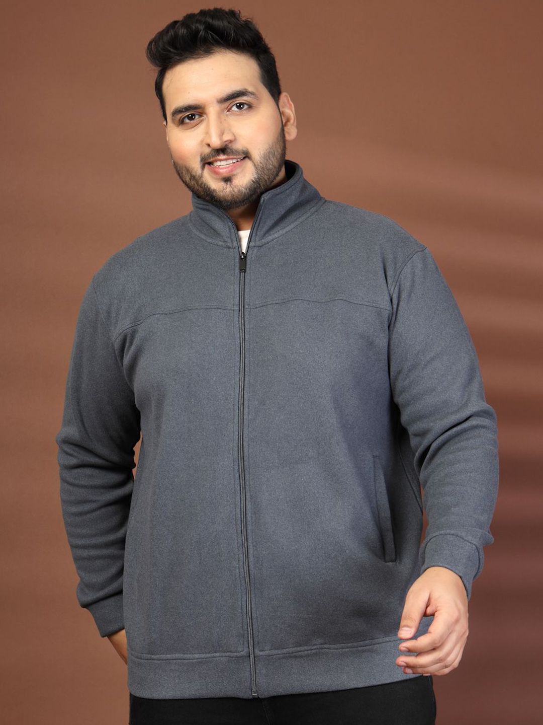 plusS Men Plus Size Stand Collar Solid Bomber Jacket