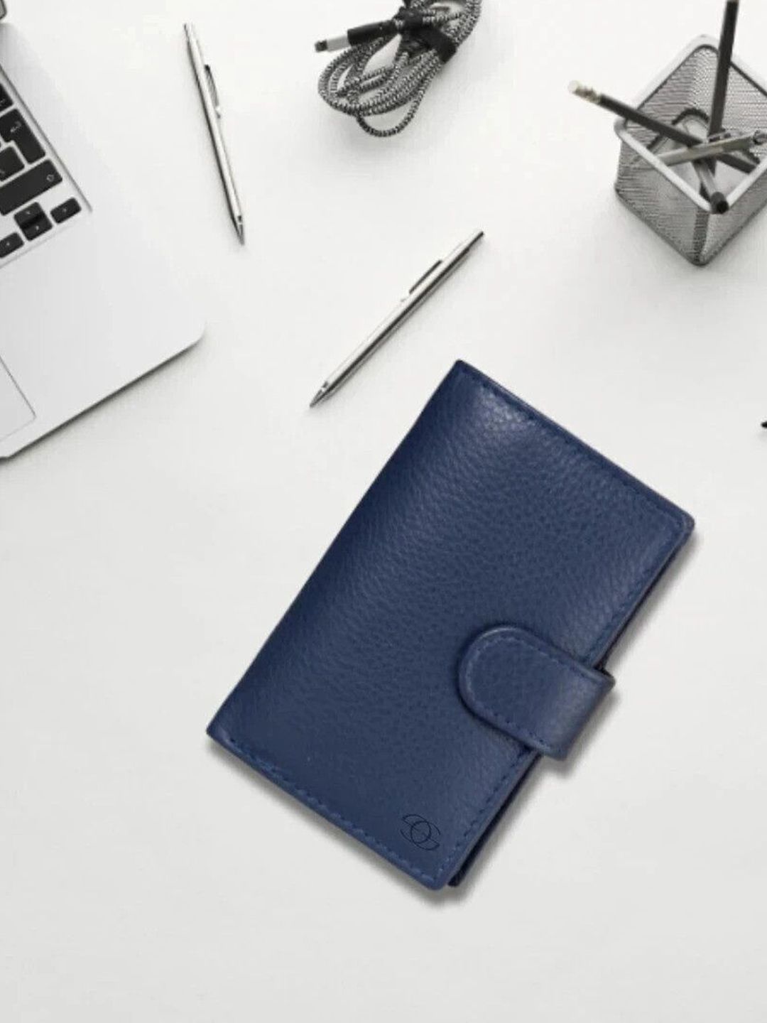 GEO TRENDS Unisex Leather Two Fold Wallet