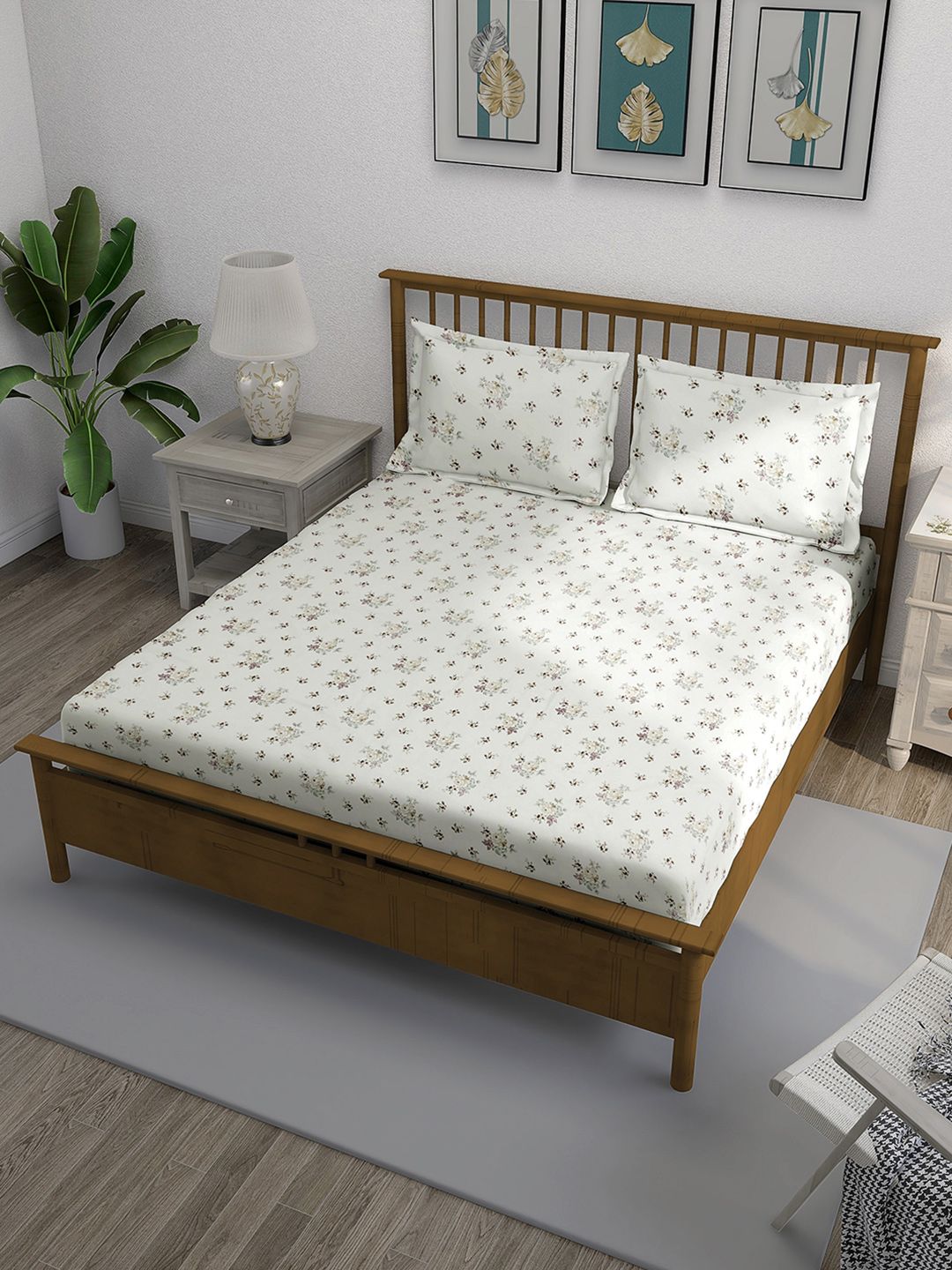 SWAYAM SWAYAM White & Brown Printed Cotton 240 TC Fitted King Bedsheet Set-1.83 m x 1.96 m