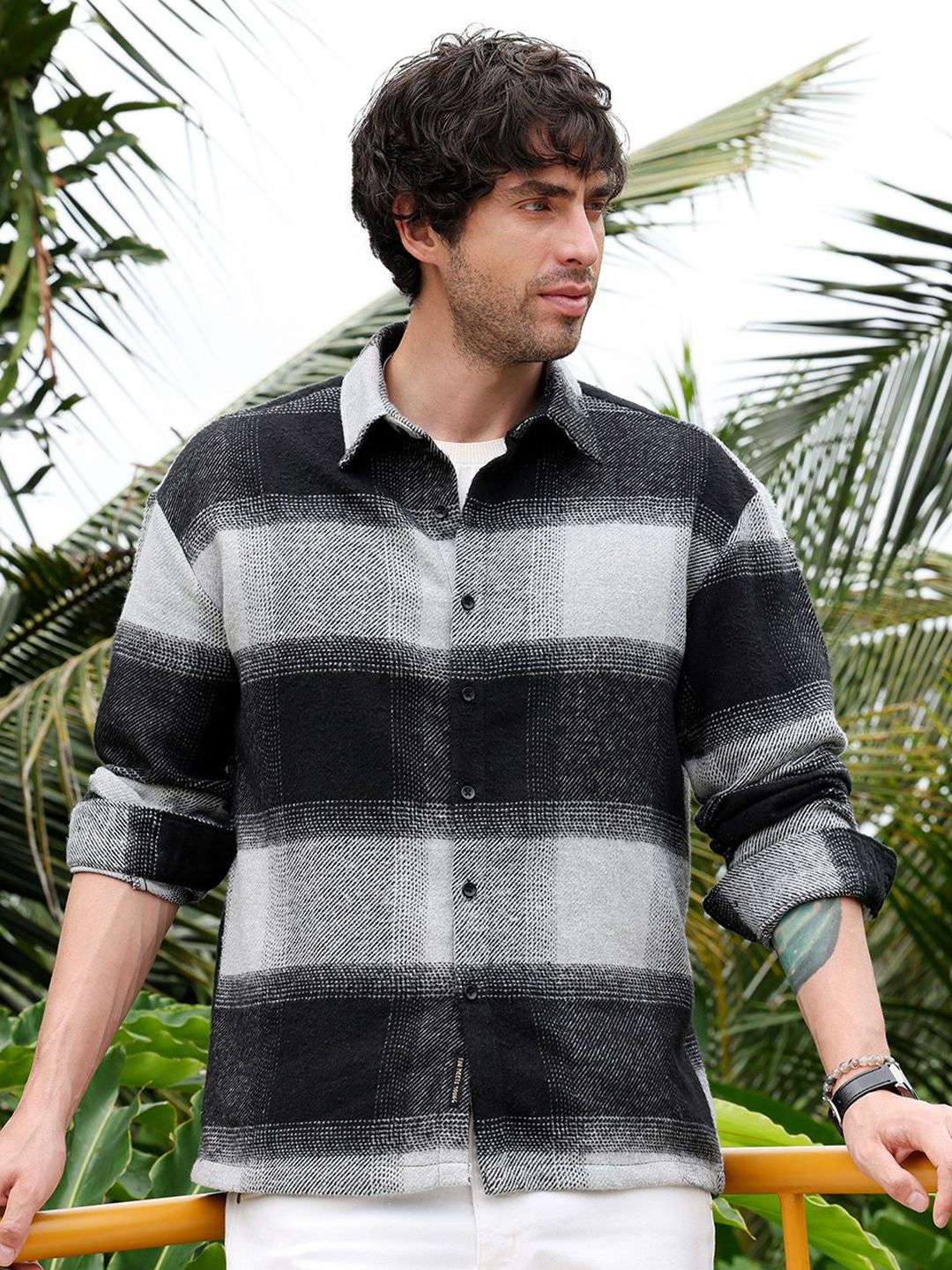 CAHOOT CAHOOT Men Comfort Oversized Fit Buffalo Checked Spread Collar Cotton Casual Shirt