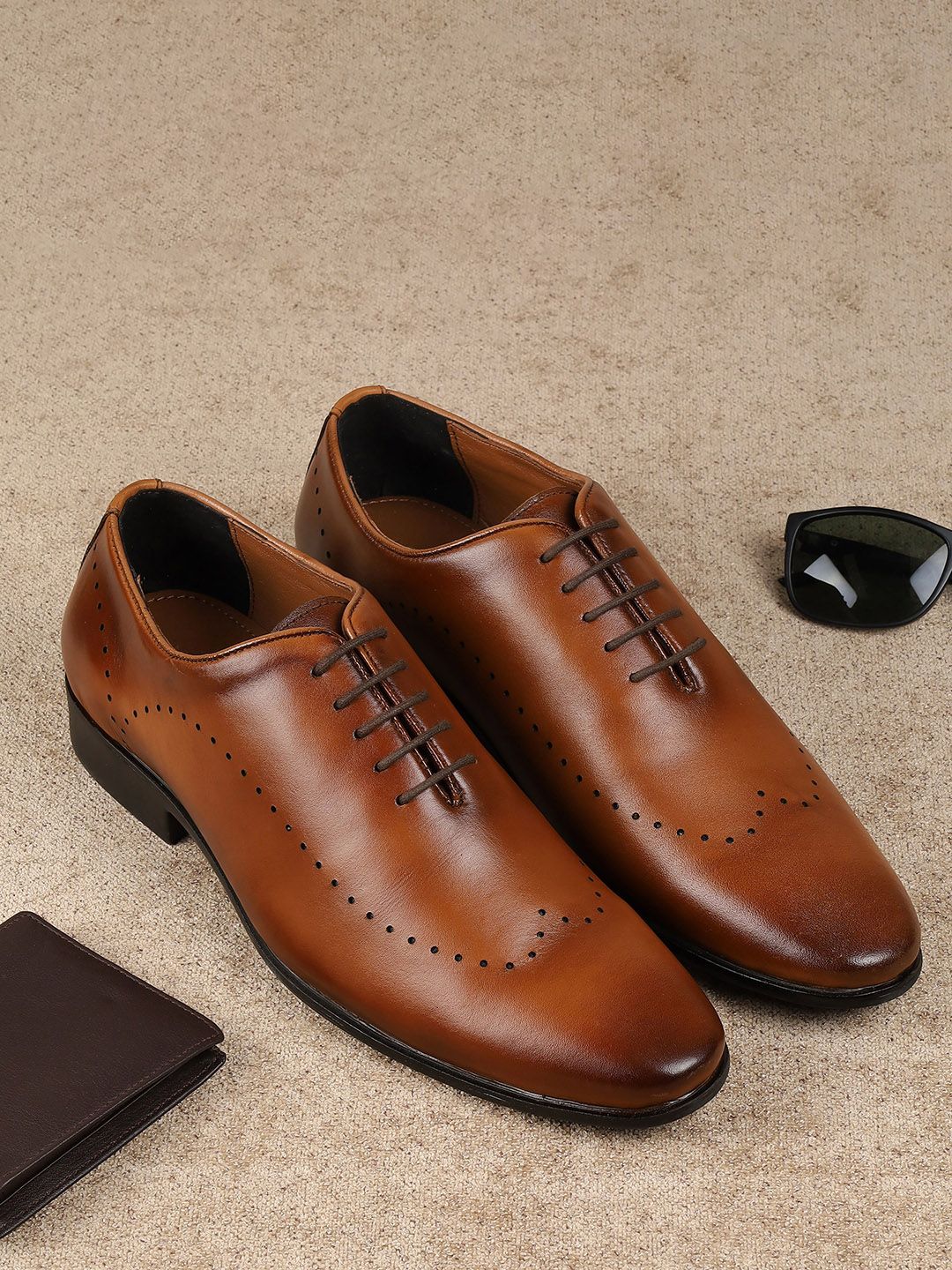 Metro Men Leather Pointed Toe Lace-Ups Formal Brogues