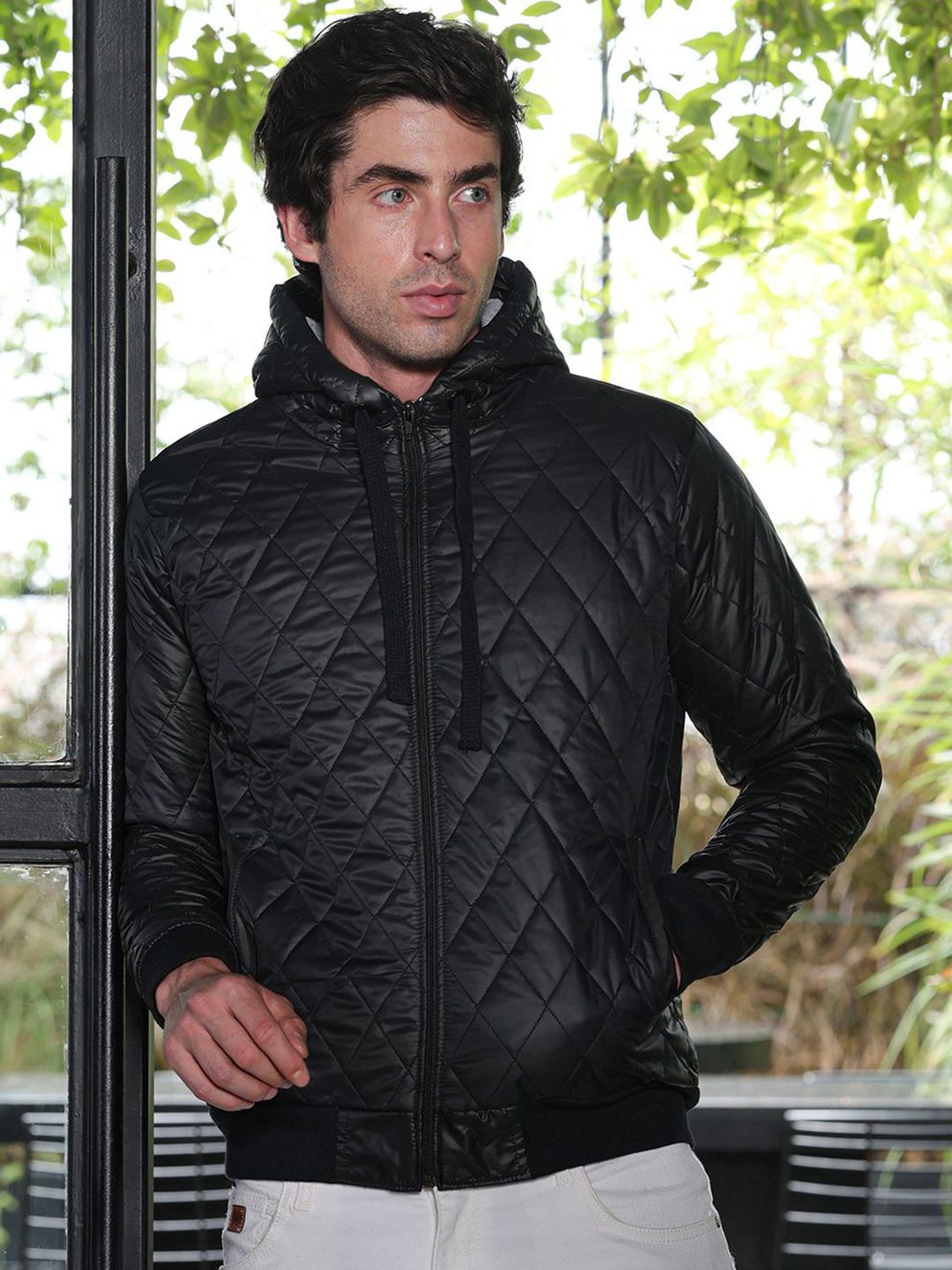 CAHOOT Men Hooded Solid Lightweight Padded Jacket