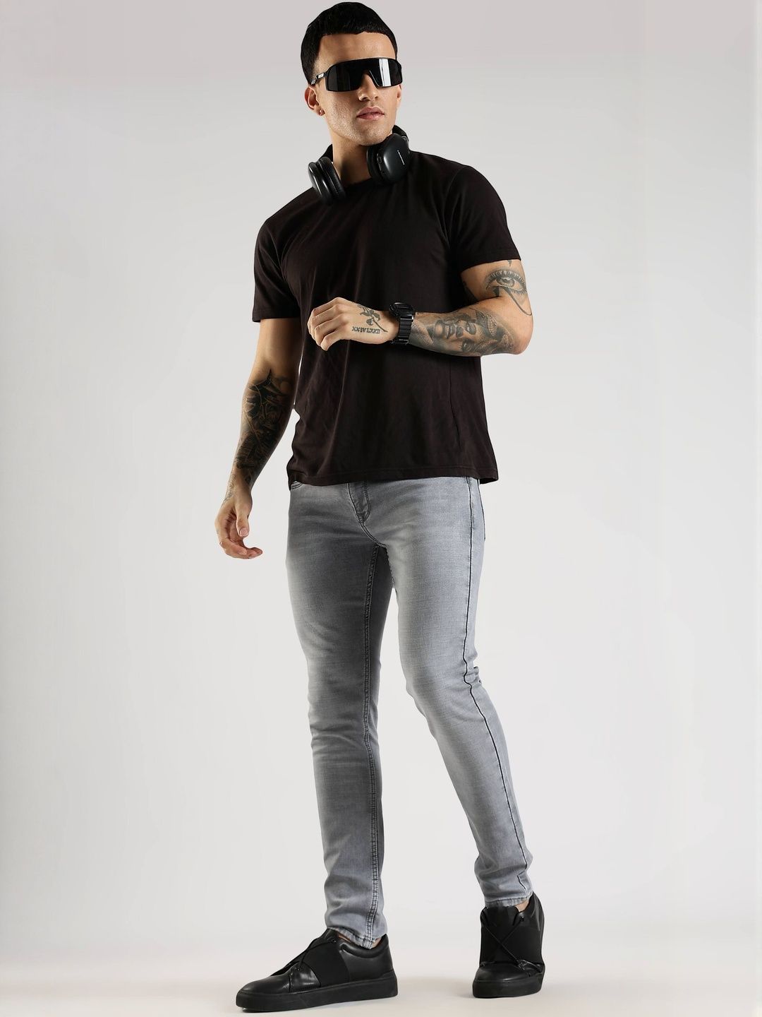 COOL COLORS Men Relaxed Fit Mid-Rise Light Fade Jeans