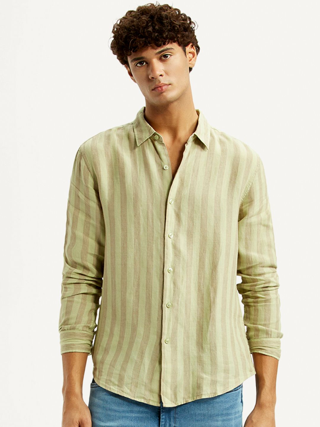 Classic Slim Fit Striped Shirt Levis Classic Slim Fit Vertical Stripes Striped Spread Collar Shirt