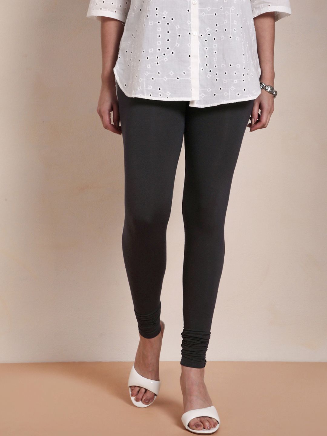 TWIN BIRDS Women Charcoal Grey Solid Churidar-Length Leggings