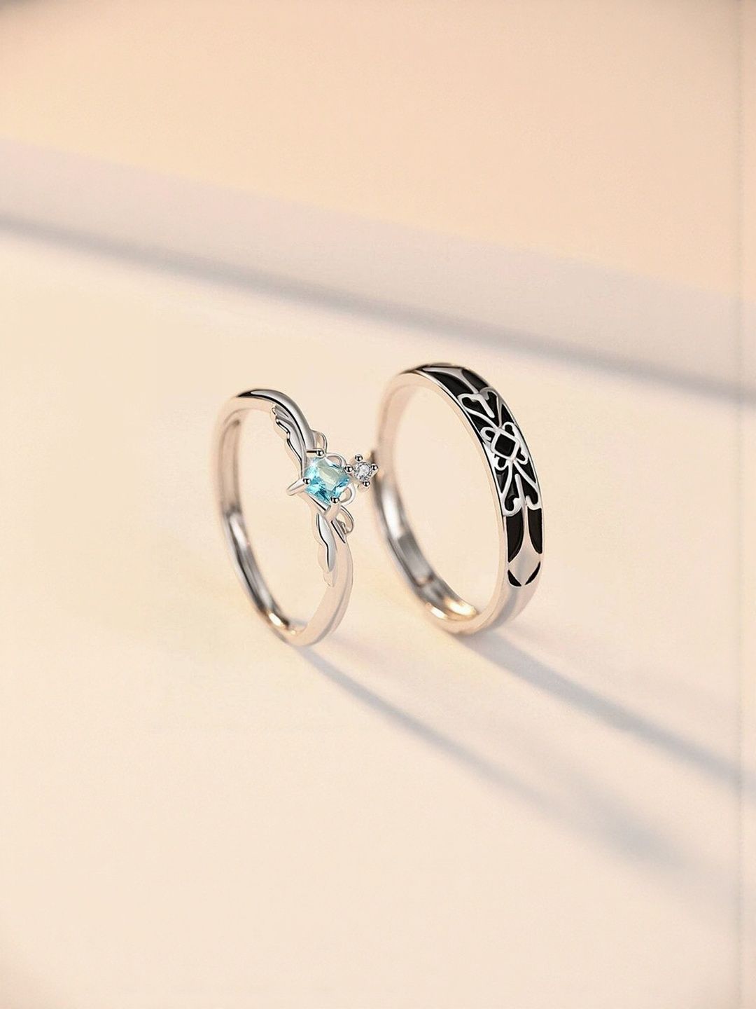 Teeragaj Set Of 2 Stone-Studded Couple Finger Rings