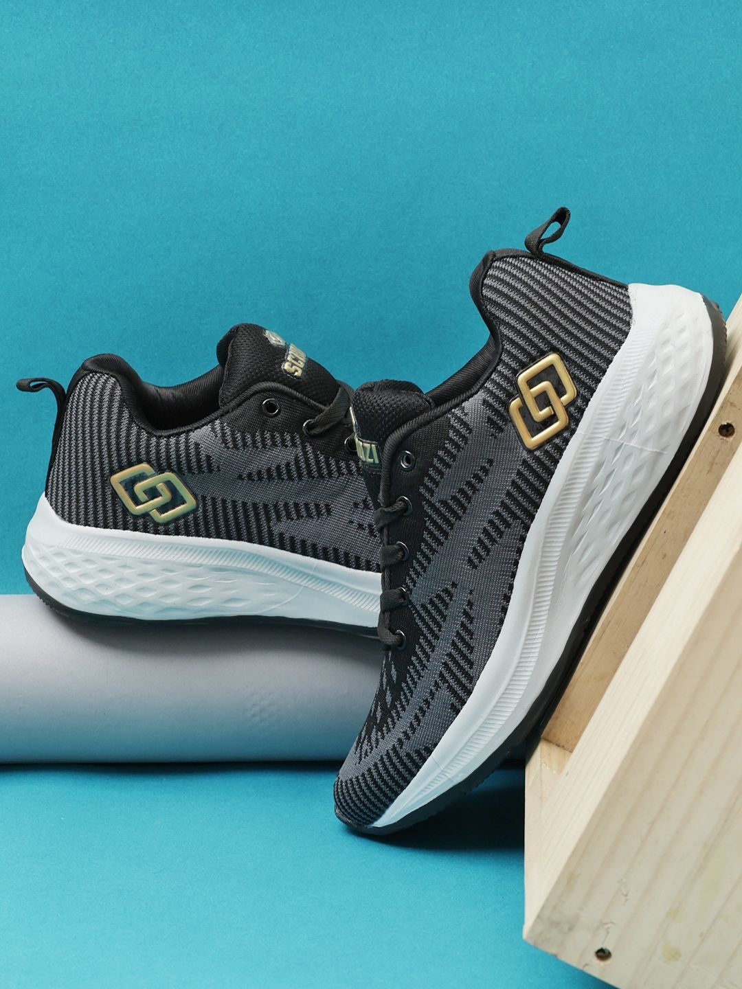 SCHOOZI Men Mesh Running Non-Marking Shoes