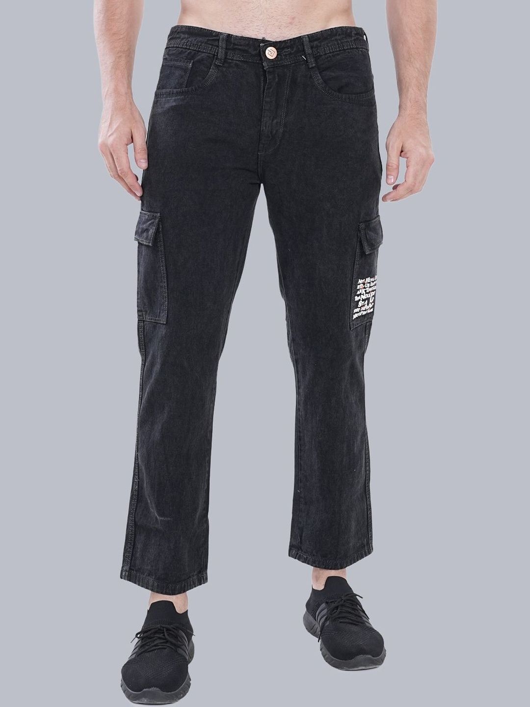 MM-21 Men Loose Straight Fit Mid-Rise Light Fade Jeans