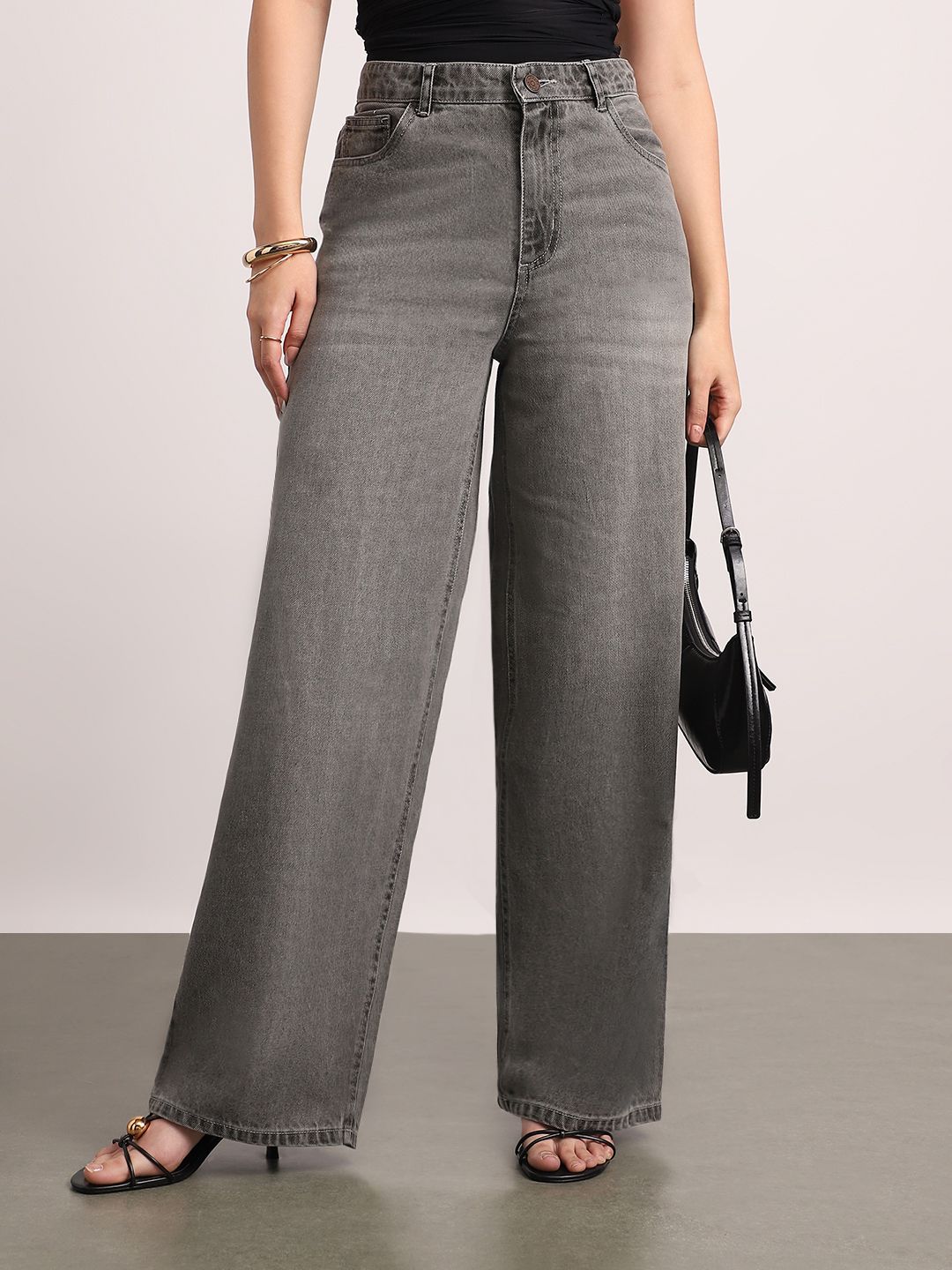 Urbano Fashion Women Baggy Clean Look Light Fade Cotton Jeans