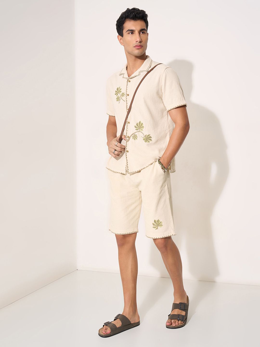 7 Alt by Pantaloons Spread Collar Self Design Relaxed Fit Casual Pure Cotton Shirt