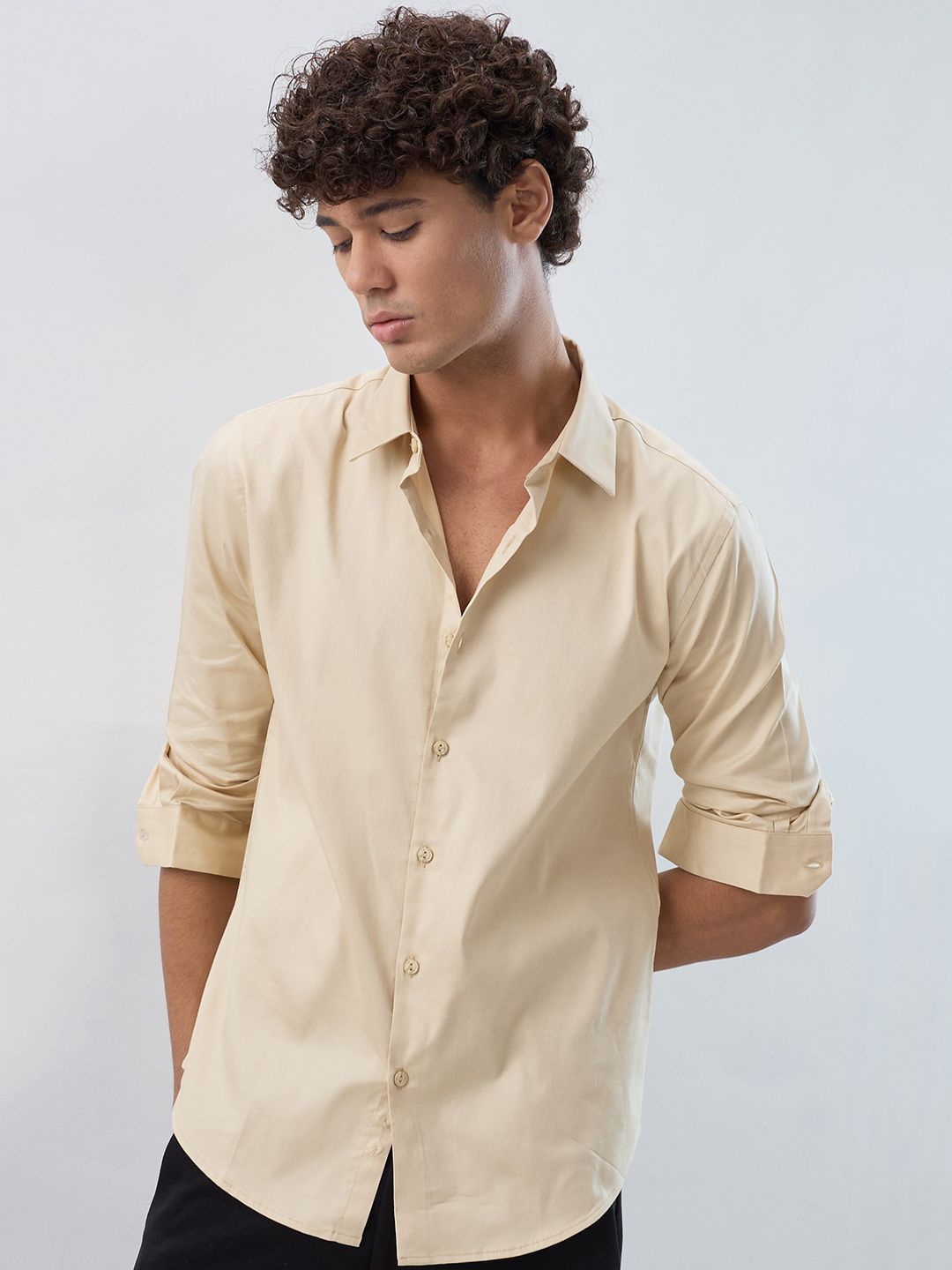 HERE&NOW Men Solid Spread Collar Cotton Casual Shirt
