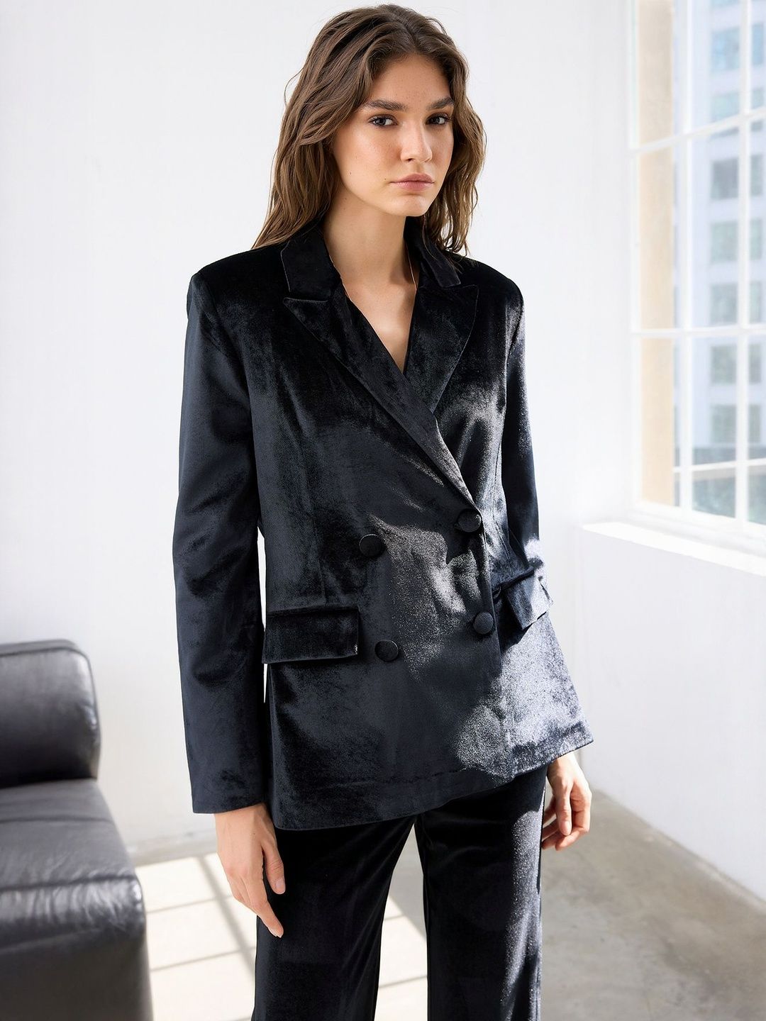 Trendyol Notched Lapel Collar Double Breasted Blazer