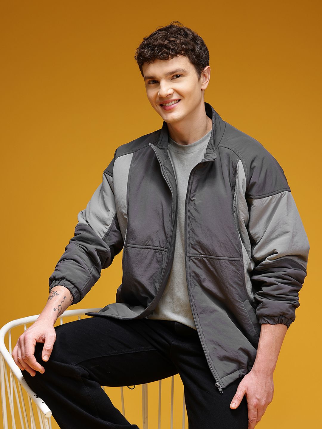 HERE&NOW Drop-Shoulder Colourblocked Padded Jacket