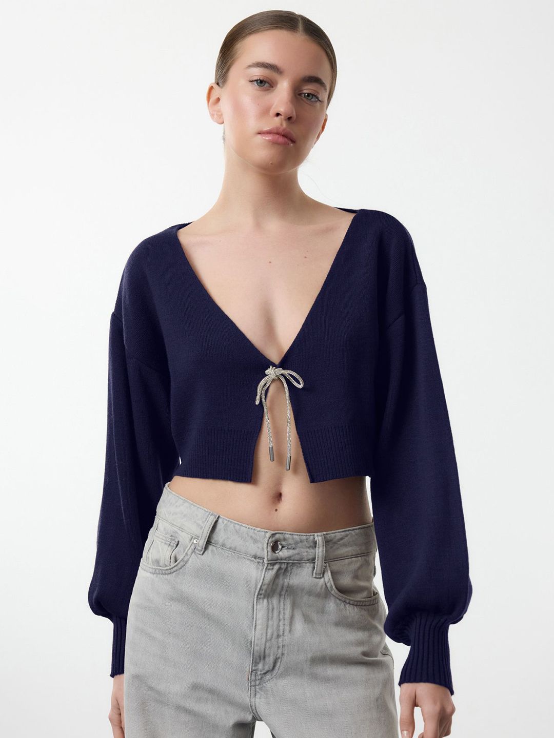 Trendyol Women Lacivert Crop Cardigan with Embellished Detail