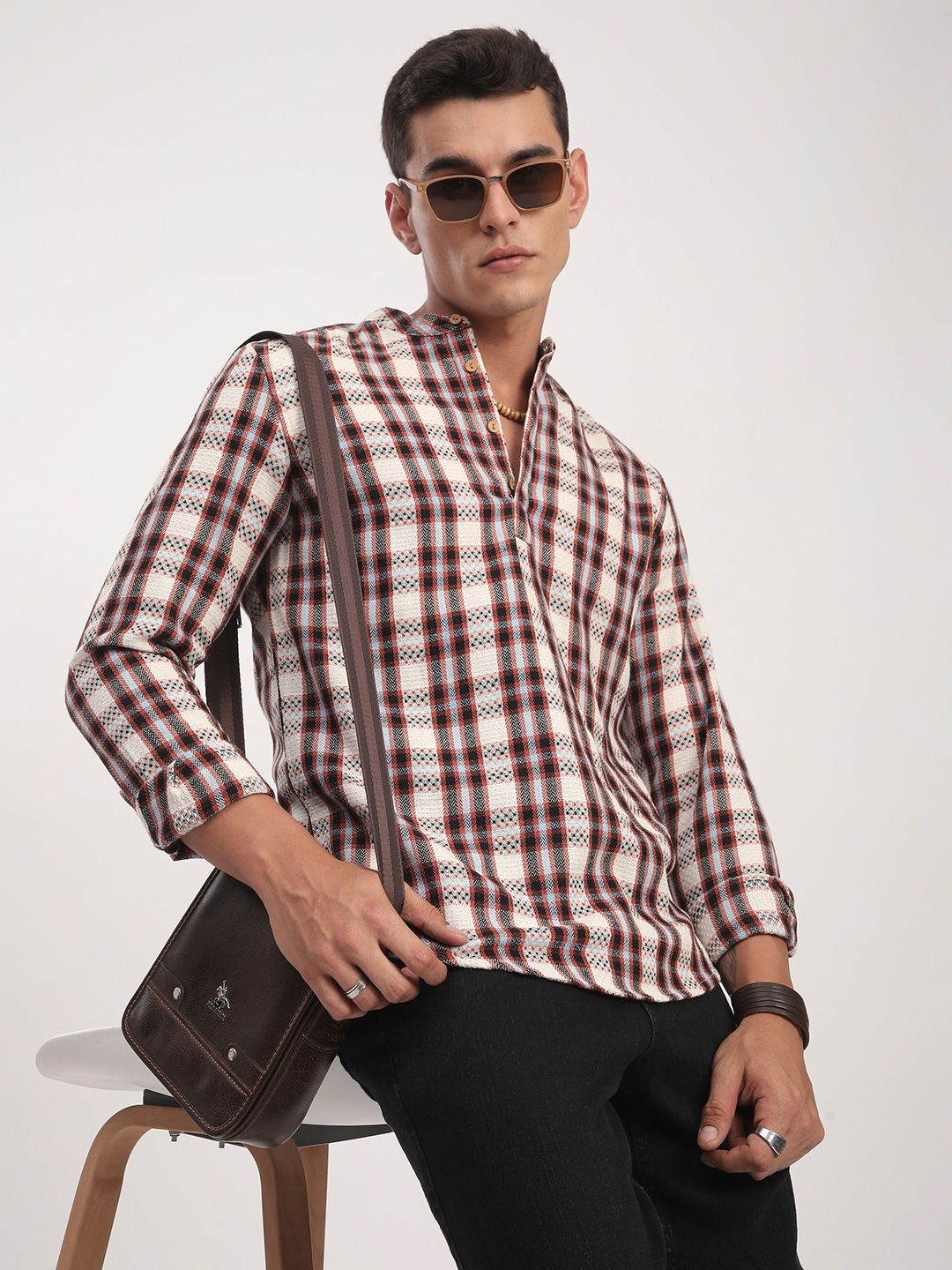 VASTRADO Men Checked Mandarin Collar Cotton Thread Work Kurta