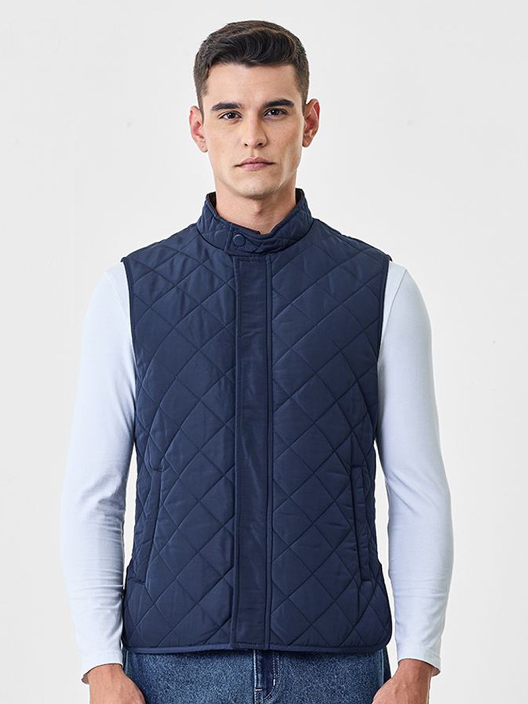 Snitch Men Mock Collar Sleeveless Insulator Quilted Jacket