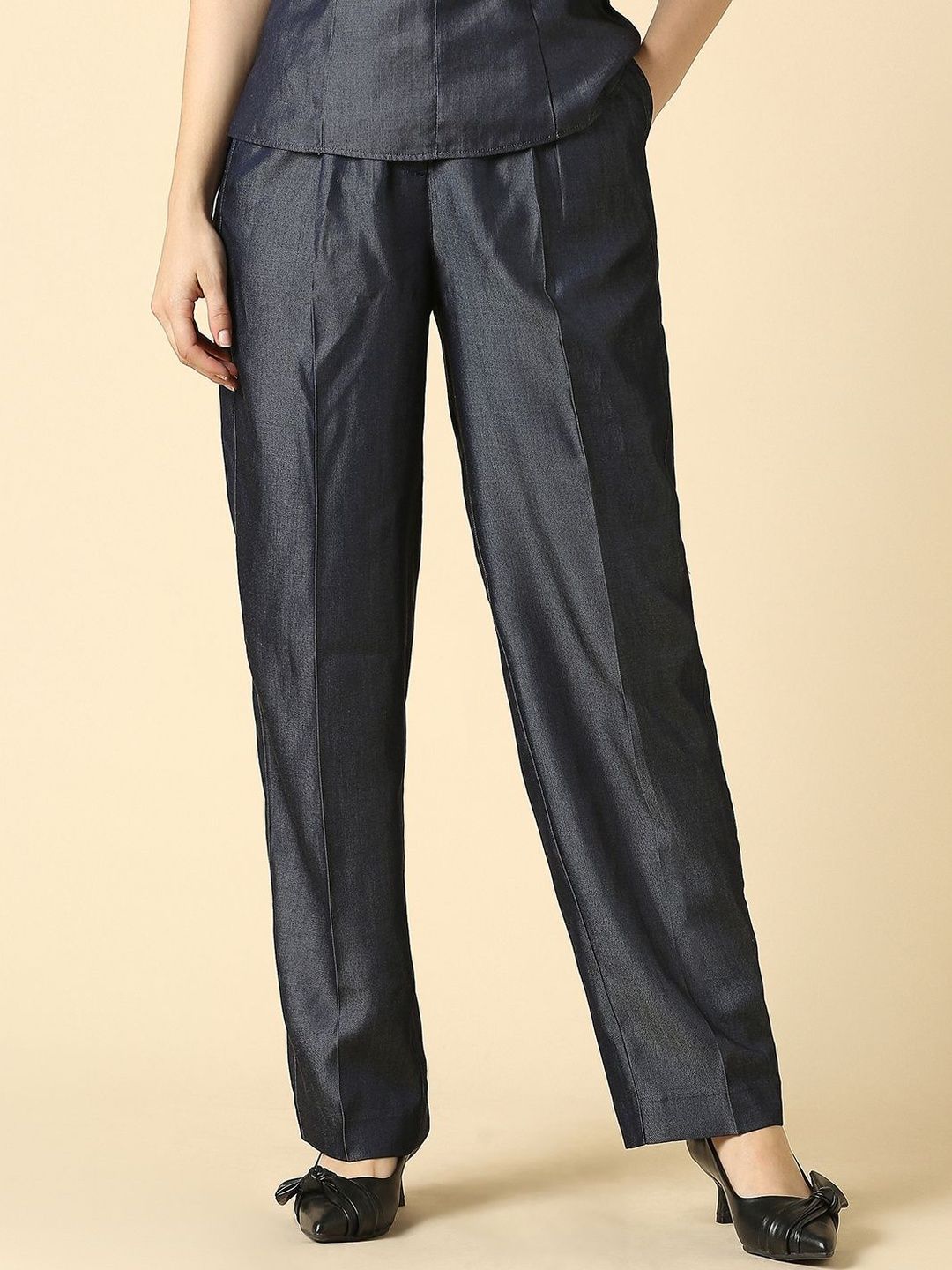 Allen Solly Woman Women Textured Regular Fit Mid-Rise Pleated Formal Trousers