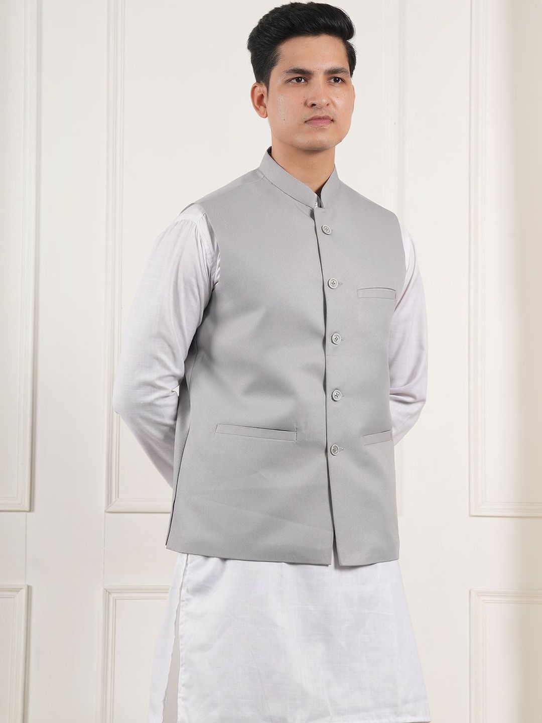URBAN KANYA Men Solid Woven Nehru Jacket