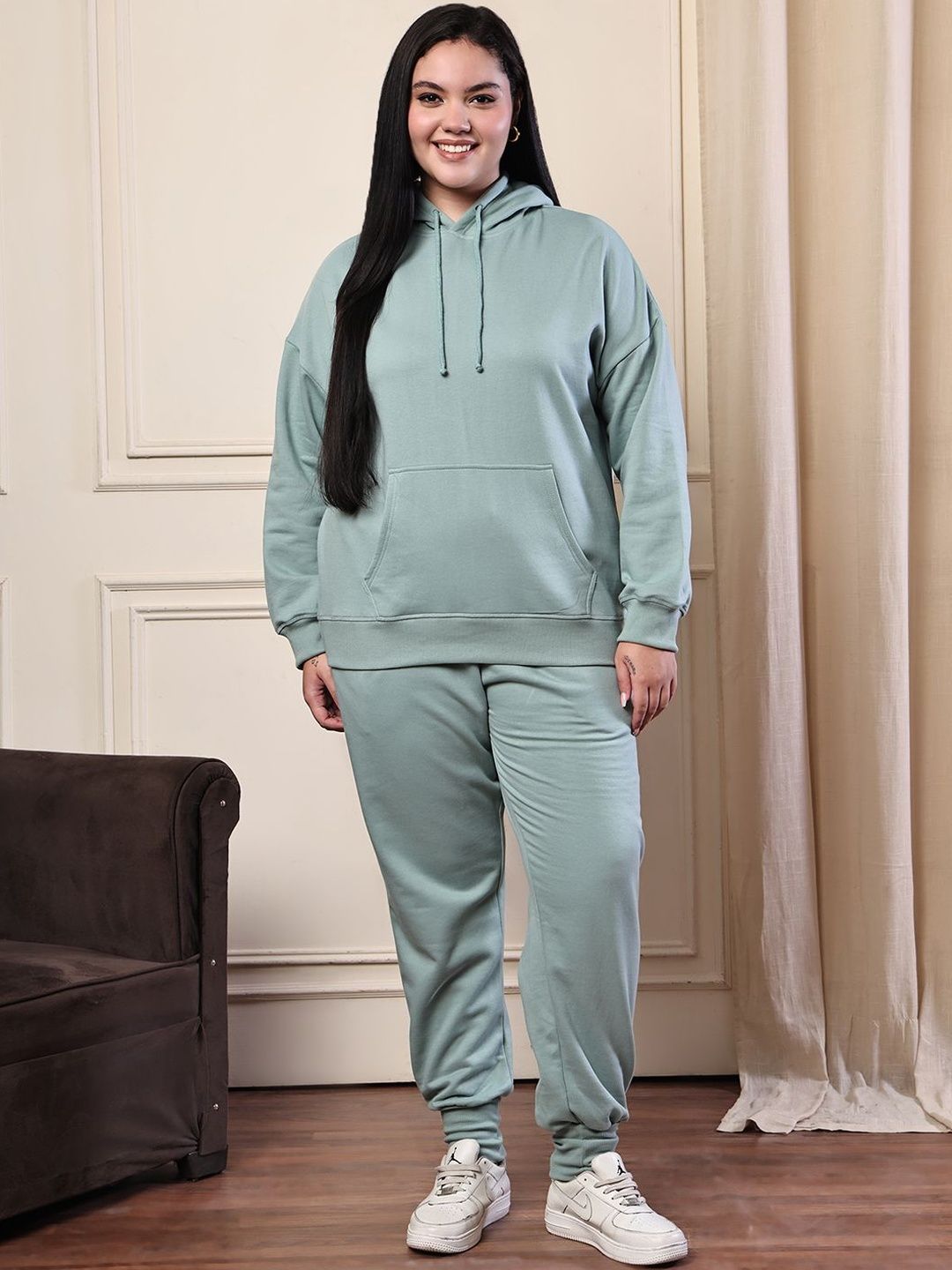 UnaOne Plus Size Women Hooded Tracksuit