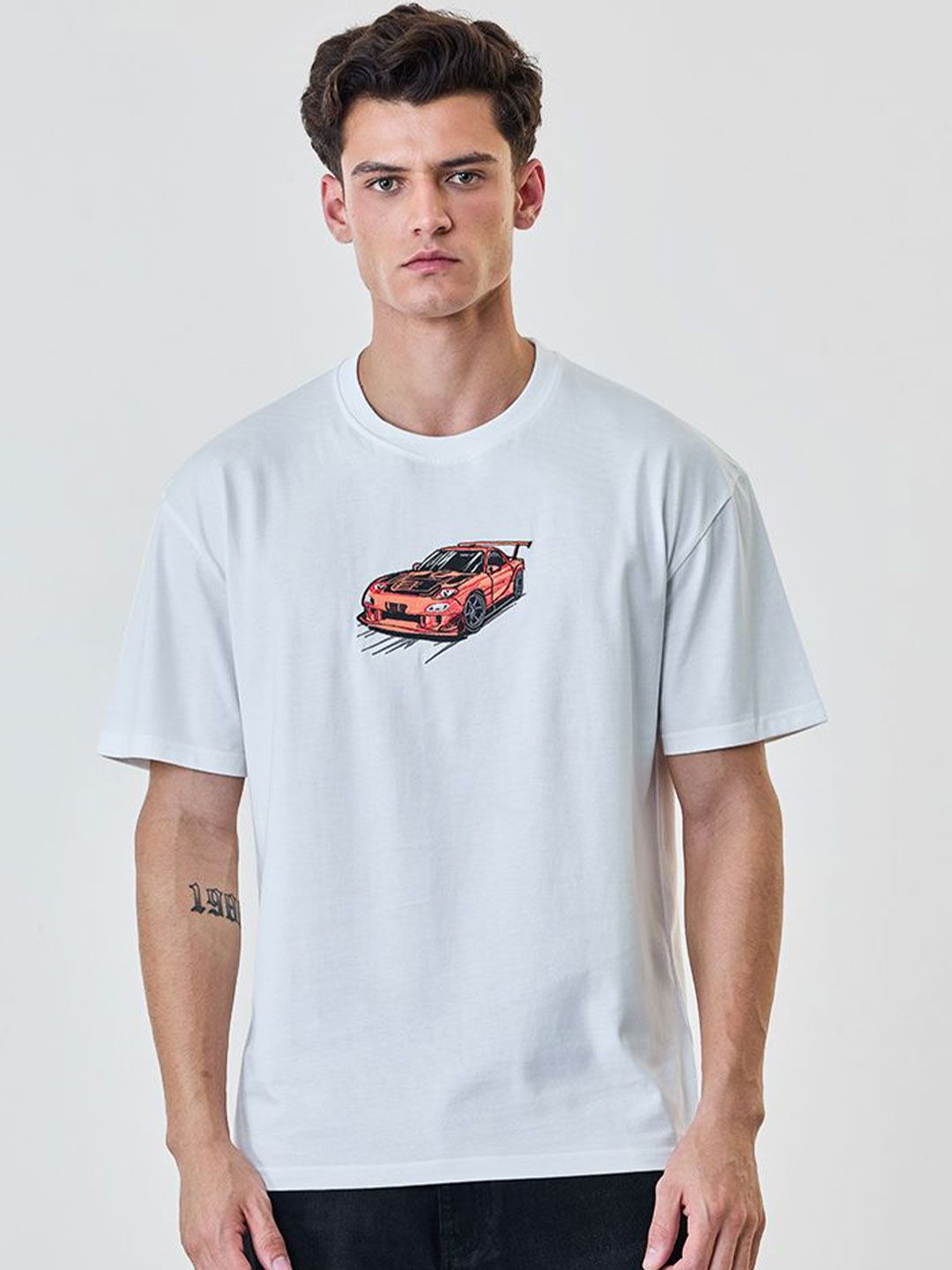 Snitch Men Printed Drop-Shoulder Sleeves T-shirt