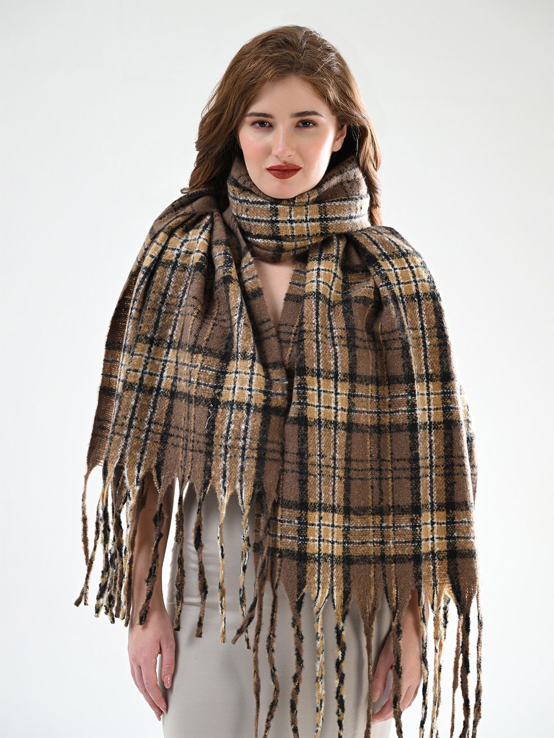 Buy Cazzano Women Checked Stole - Stoles for Women 32087388 | Myntra