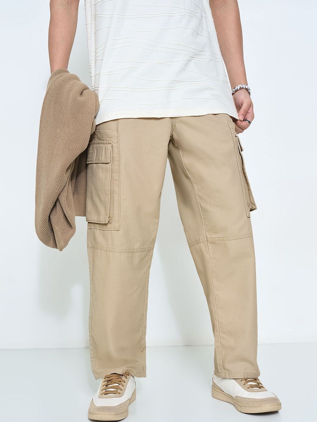 7 Alt by Pantaloons Men Cotton Solid Loose Fit Cargos Trousers