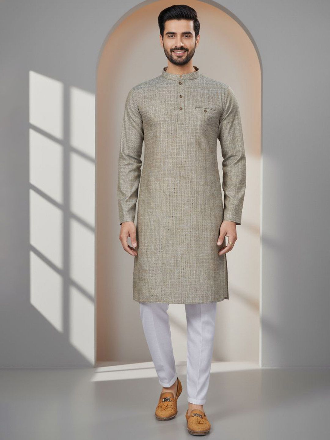 JUGG JUGG JEEYO Men Thread Work Kurta