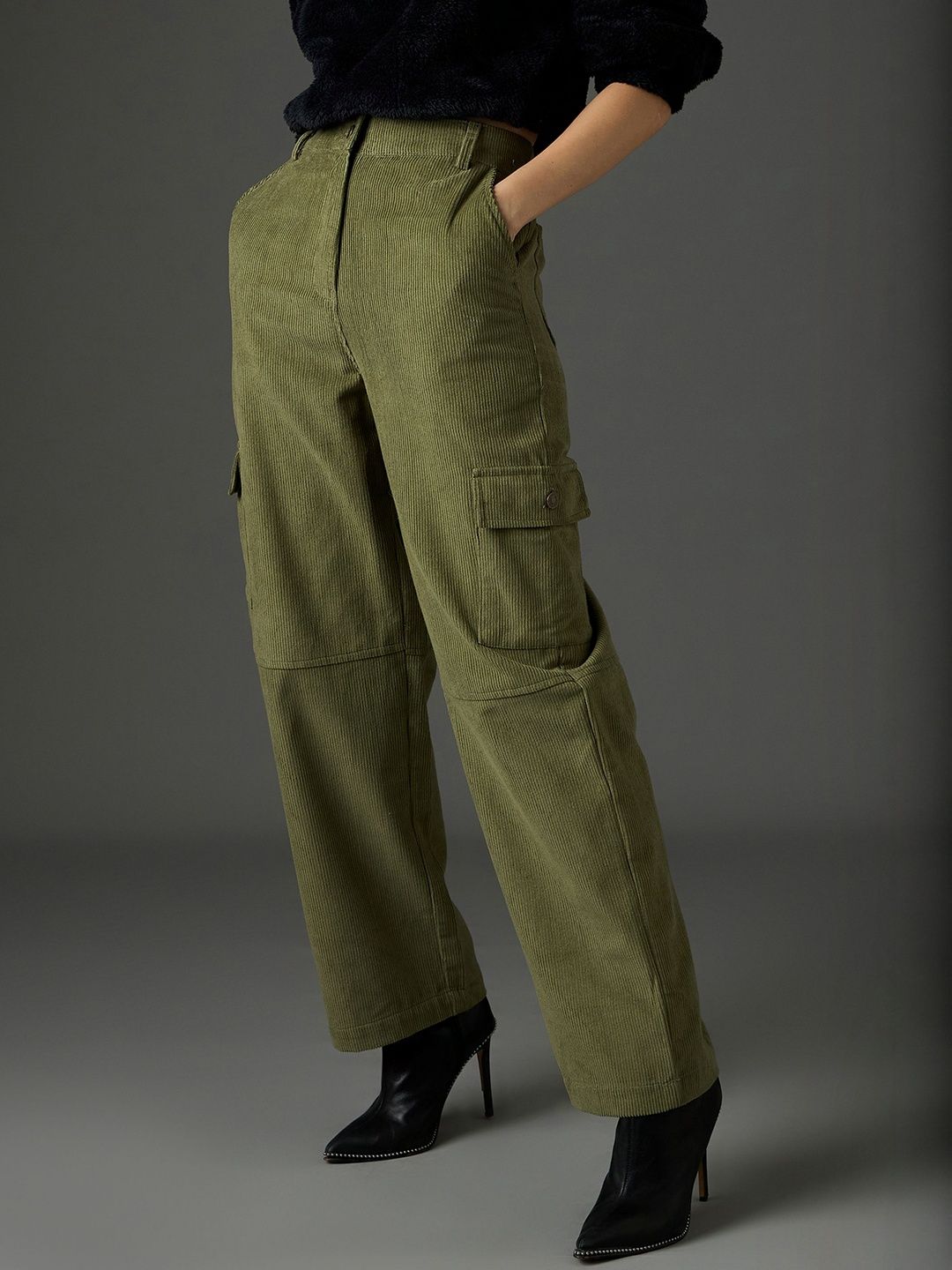 SASSAFRAS SASSAFRAS Women Straight Fit High-Rise Corduroy Cargos Trouser