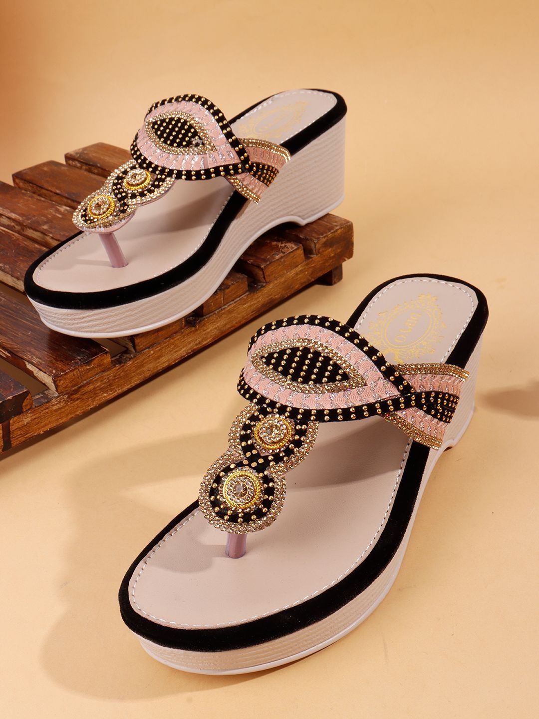 DIPYO DIPYO Embellished Party Wedge Sandals