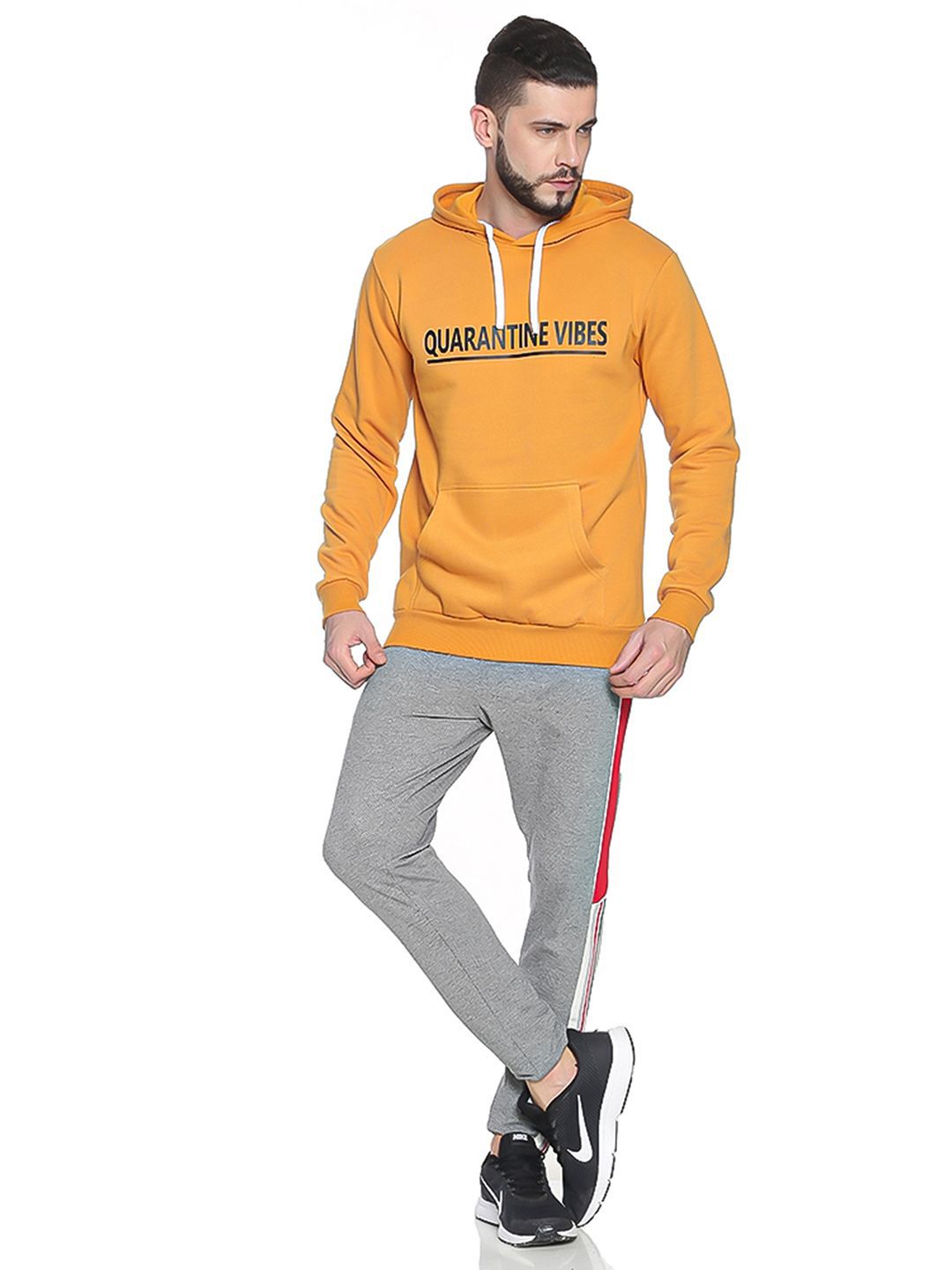 CAHOOT Men Printed Hooded Sweatshirt