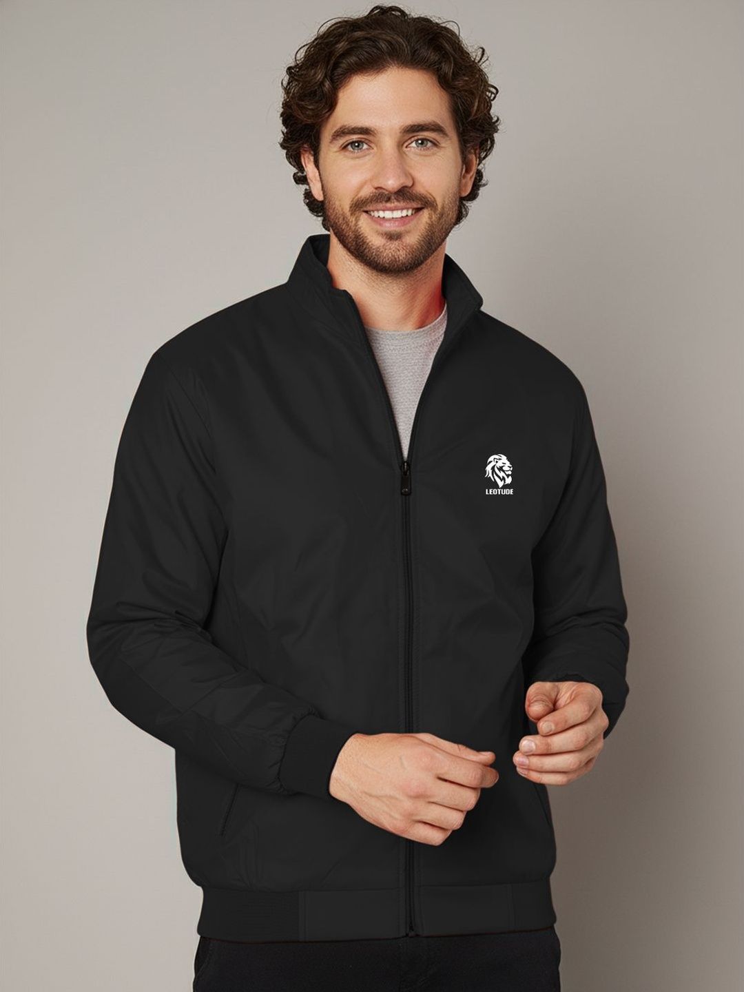 Leotude Men Windcheater Outdoor Sporty Jacket