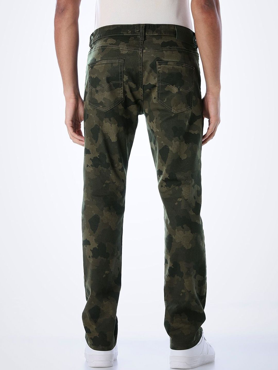 Tapered Fit Low-Rise Stretchable Jeans