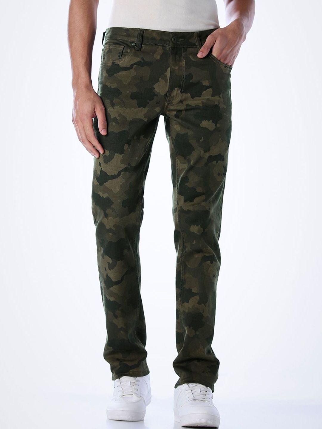 Tapered Fit Low-Rise Stretchable Jeans