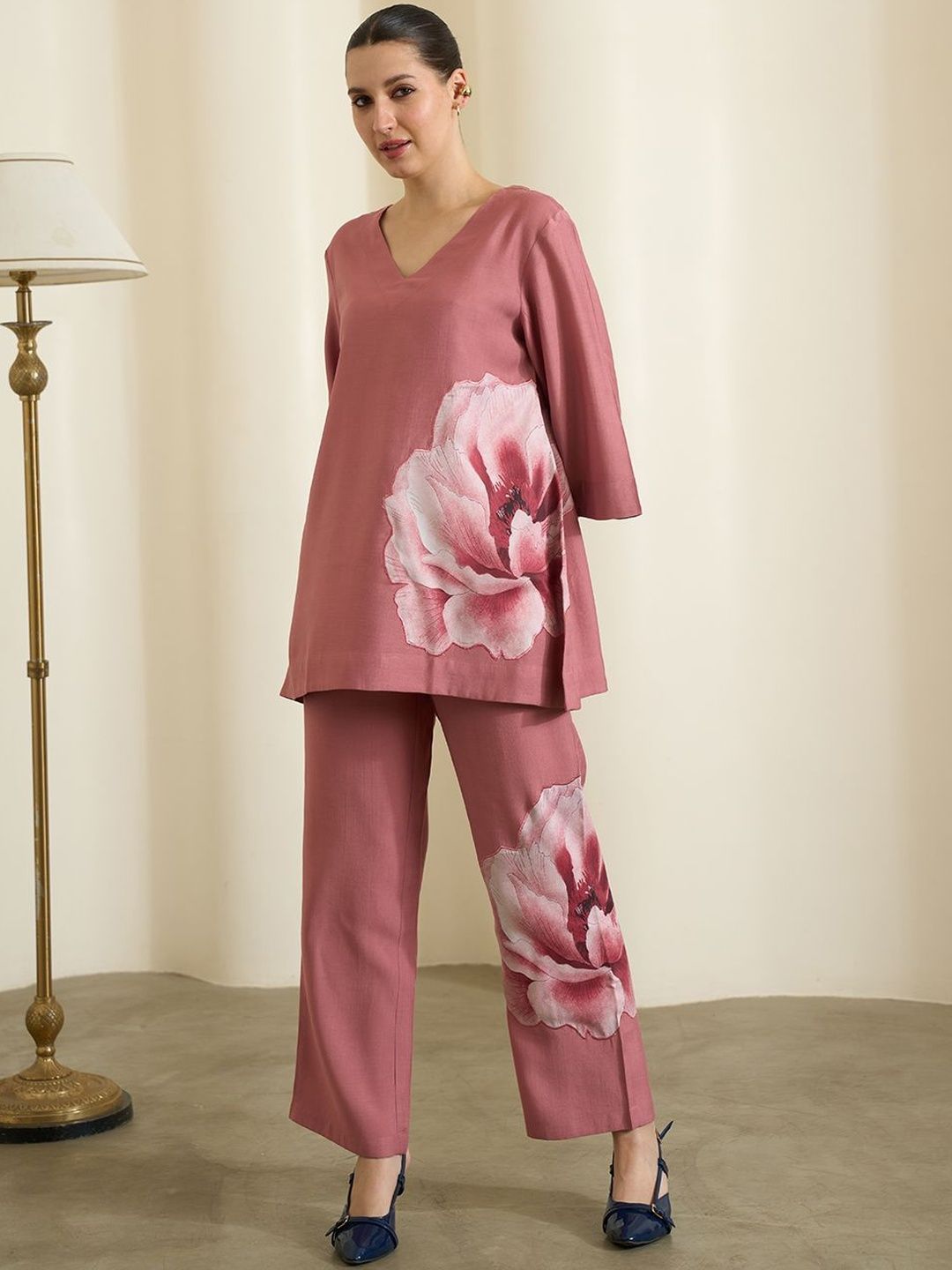 Bannos Swagger Bannos Swagger Floral Printed V-Neck Tunic & Trousers