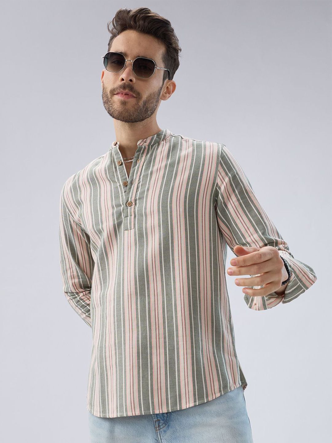 VASTRADO Refined Retro Striped Cotton A-Line Above Knee Kurta