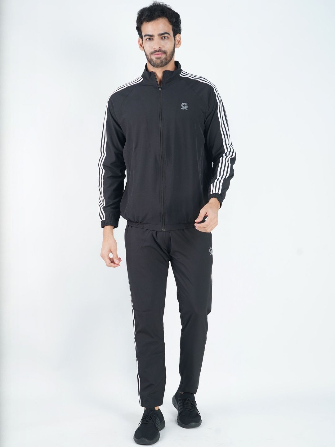 GOTO SPORTS Men Solid Mock Neck Mid-Rise Tracksuits