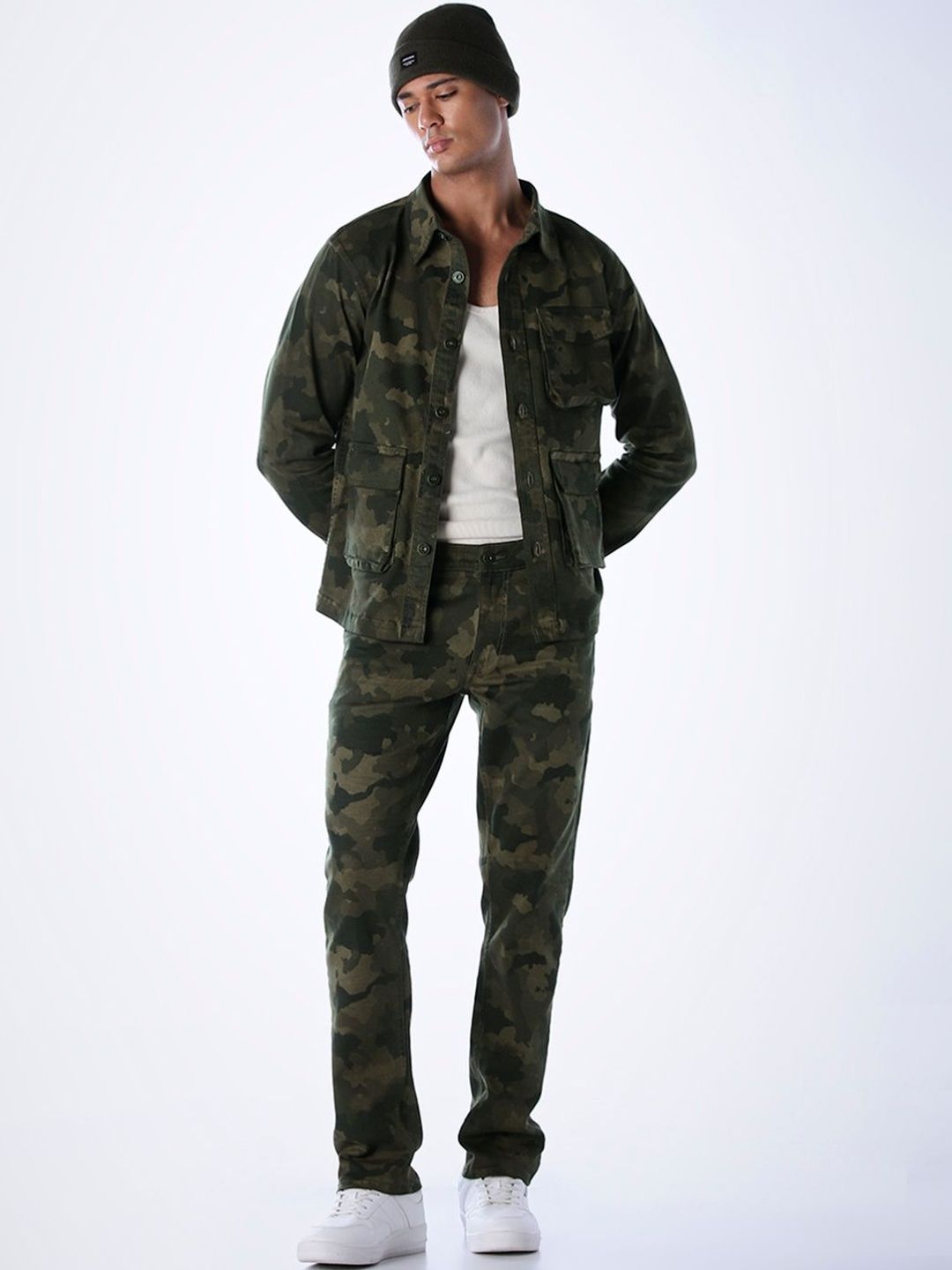 Tapered Fit Low-Rise Stretchable Jeans